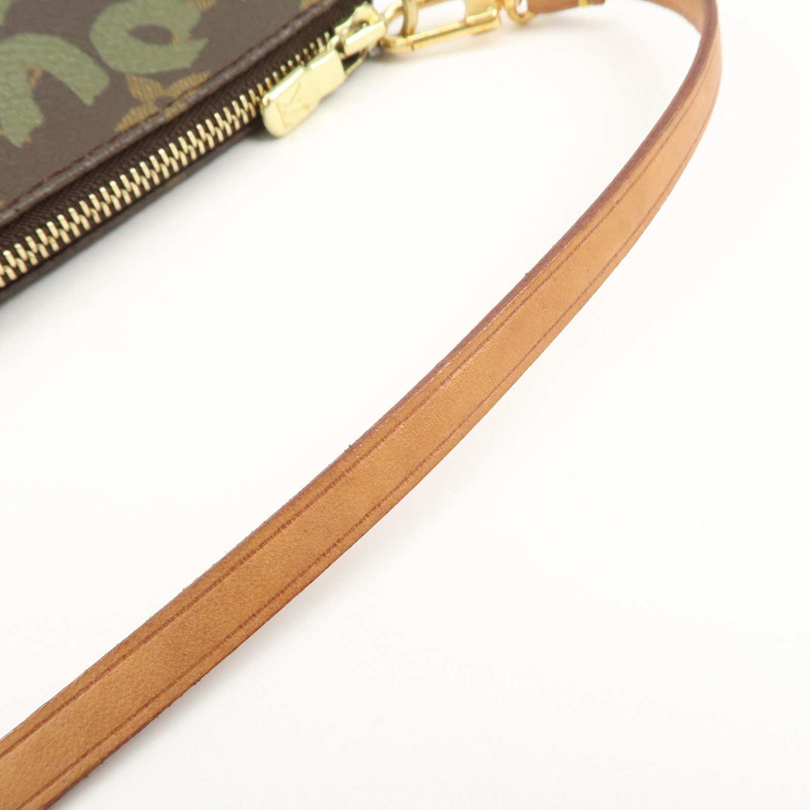 Louis Vuitton Monogram Graffiti Pochette Accessoires HandBag M92191