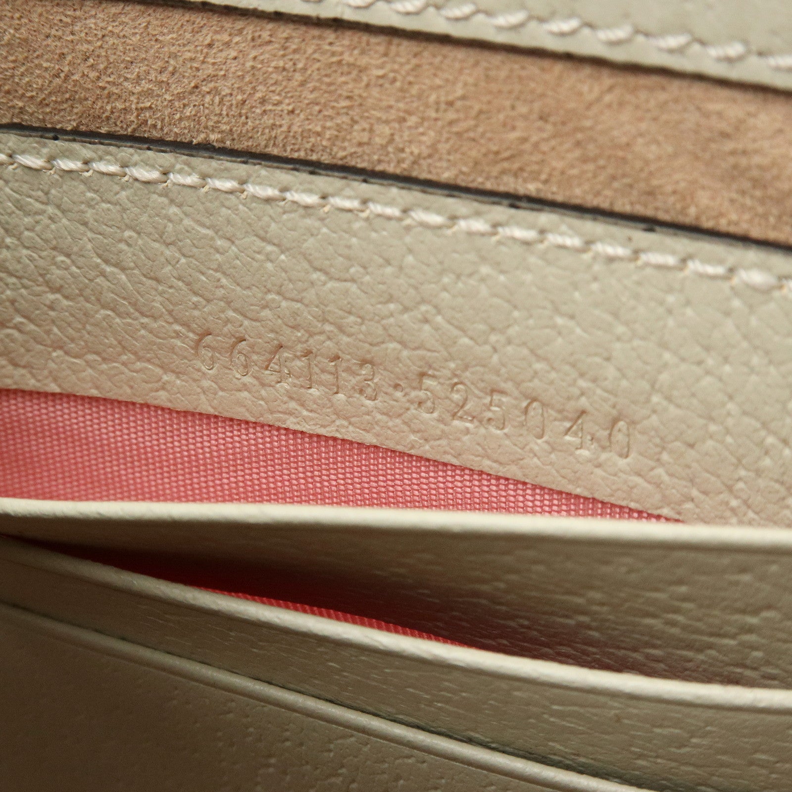 GUCCI Les Pommes Collection GG Supreme Leather Clutch Bag 664113