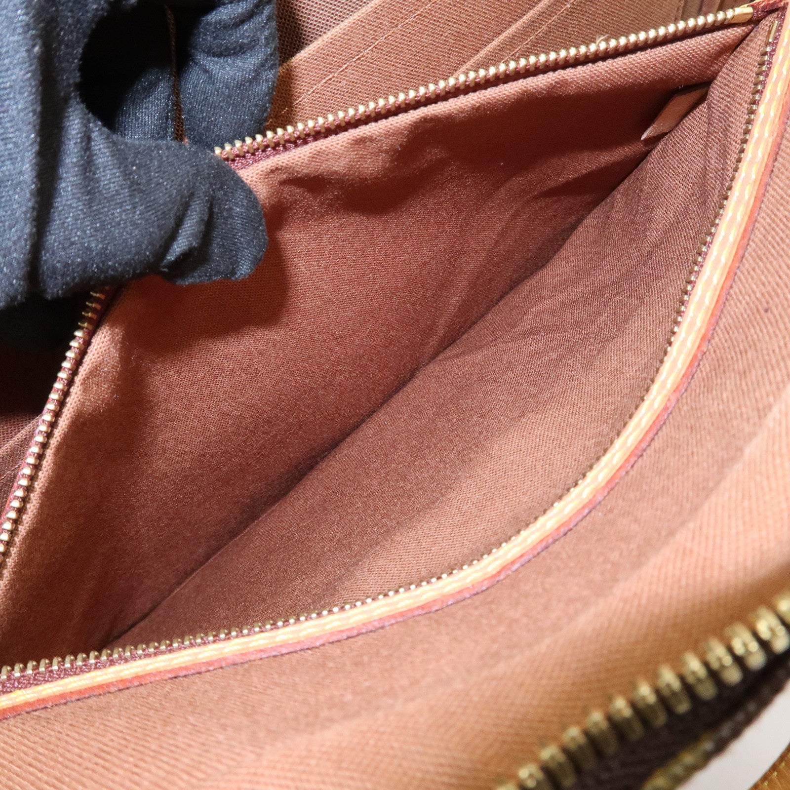 Louis Vuitton Monogram Canvas Porte Documents Pegase M53343