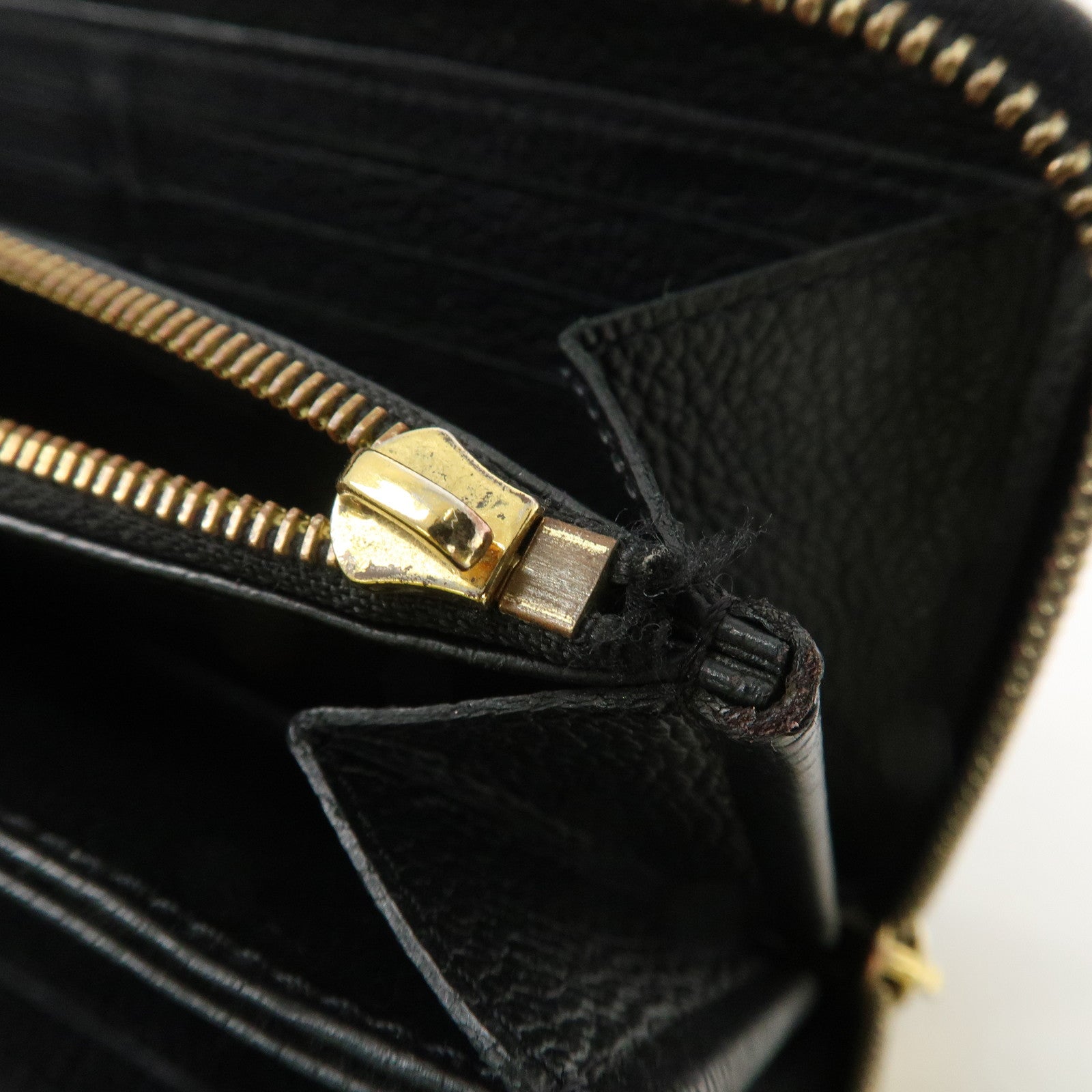 Louis Vuitton Monogram Empreinte Leather Round Zippy Wallet M61864 Used