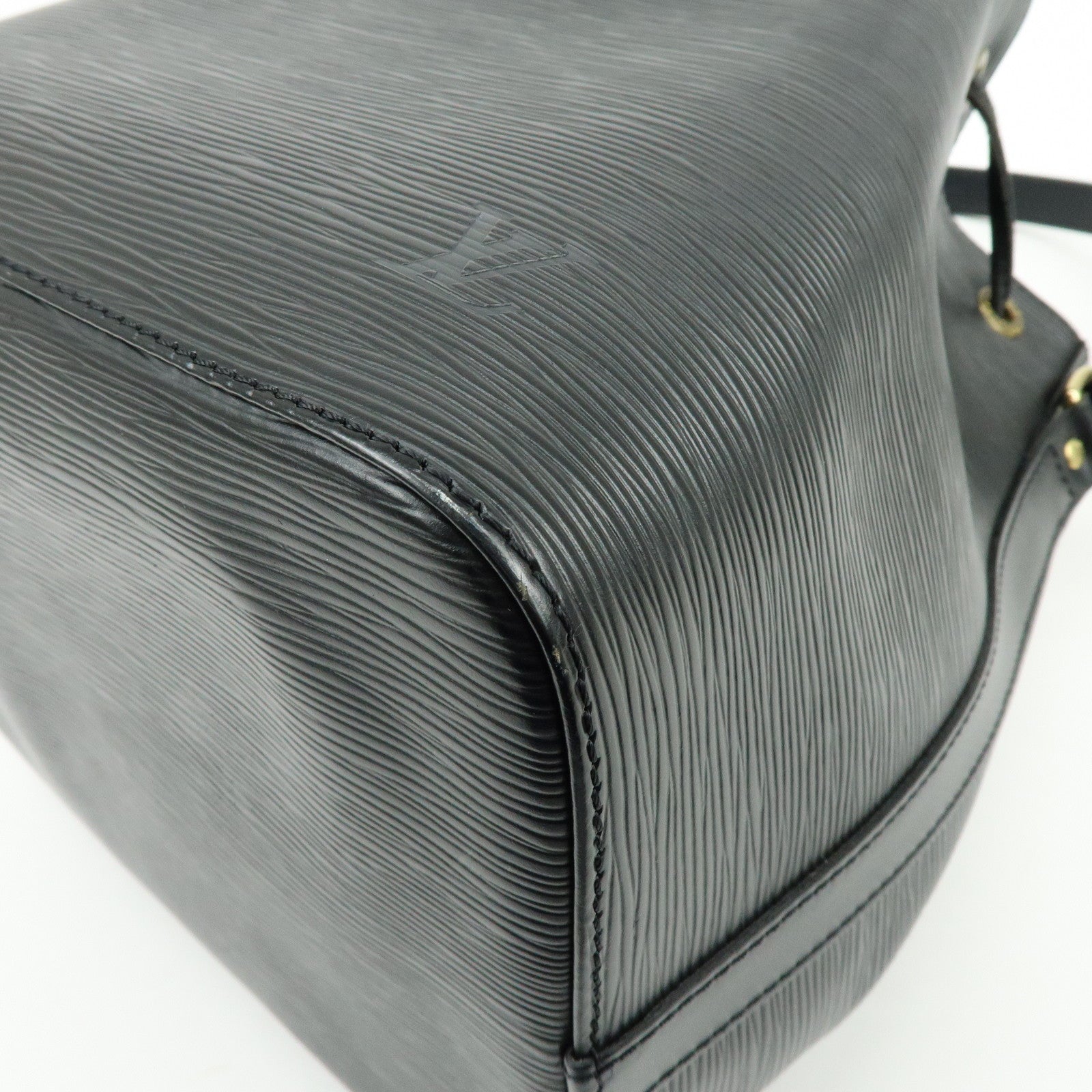 Louis Vuitton Epi Petit Noe Shoulder Bag Noir Black M59012