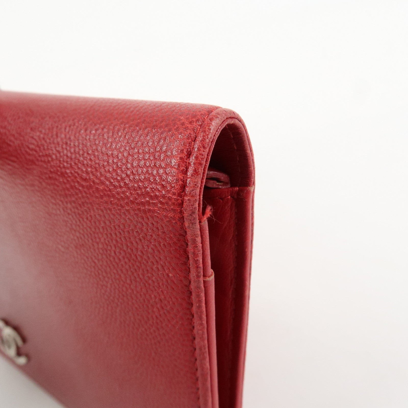 CHANEL COCO Mark Caviarskin Bi-Fold Long Wallet Red