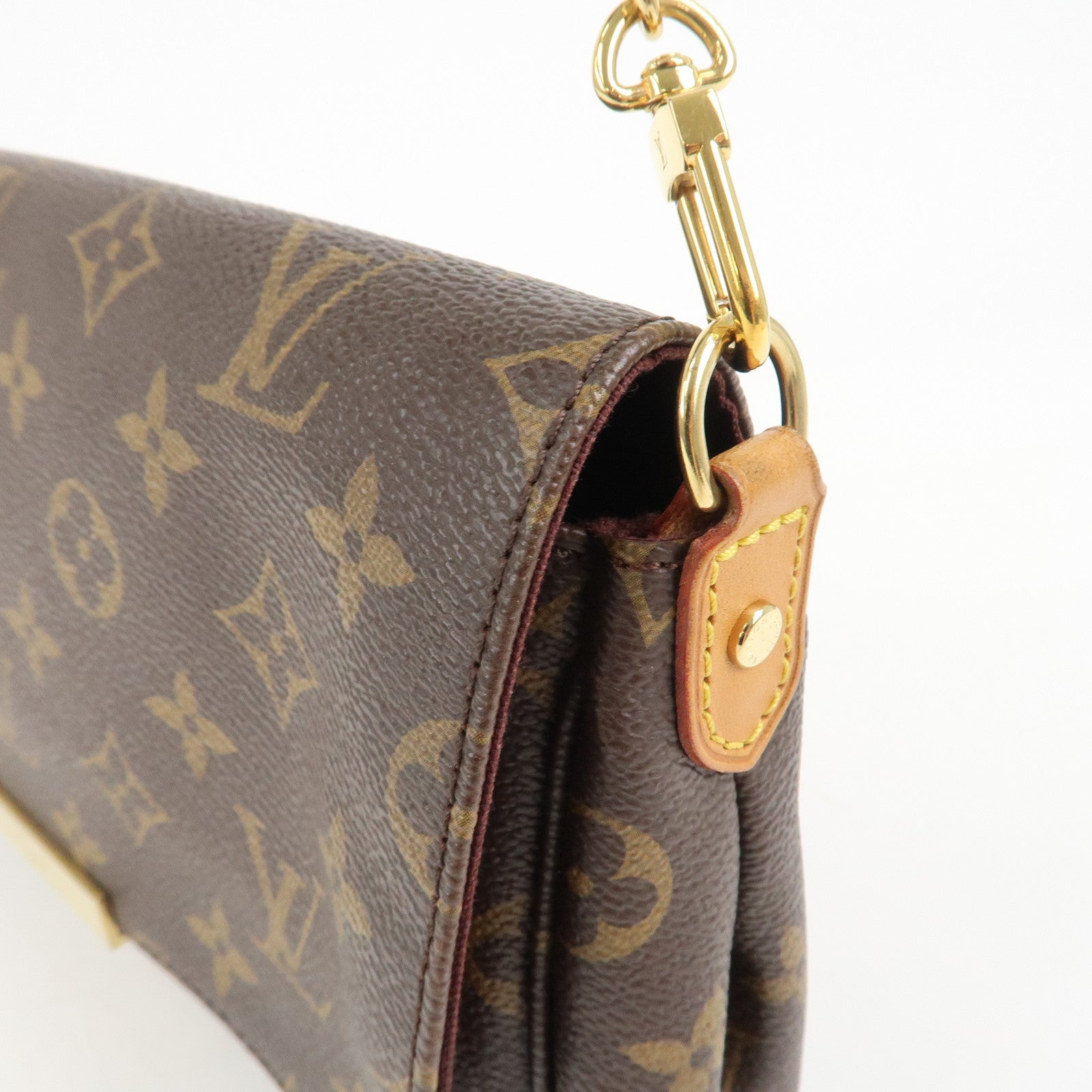 Louis Vuitton Monogram Favorite MM Shoulder Bag Brown M40718