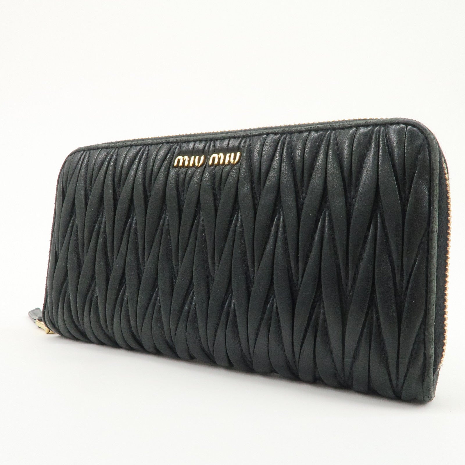 MIU MIU Logo Matelasse Nappa Leather Zippy Long Wallet Black