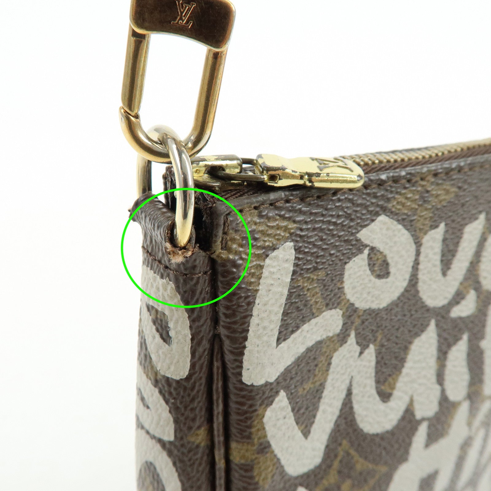 Louis Vuitton Monogram Graffiti Pochette Accessoires Pouch M92192