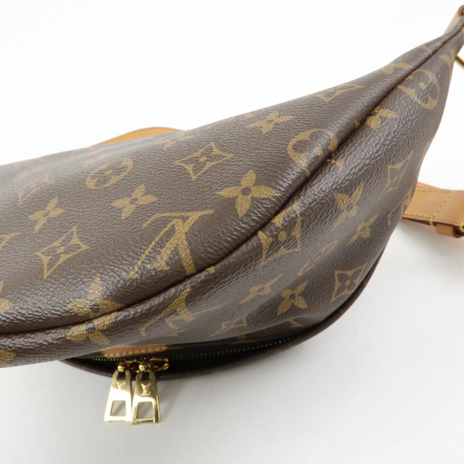 Louis Vuitton Monogram Bumbag Crossbody Shoulder Bag Brown M43644