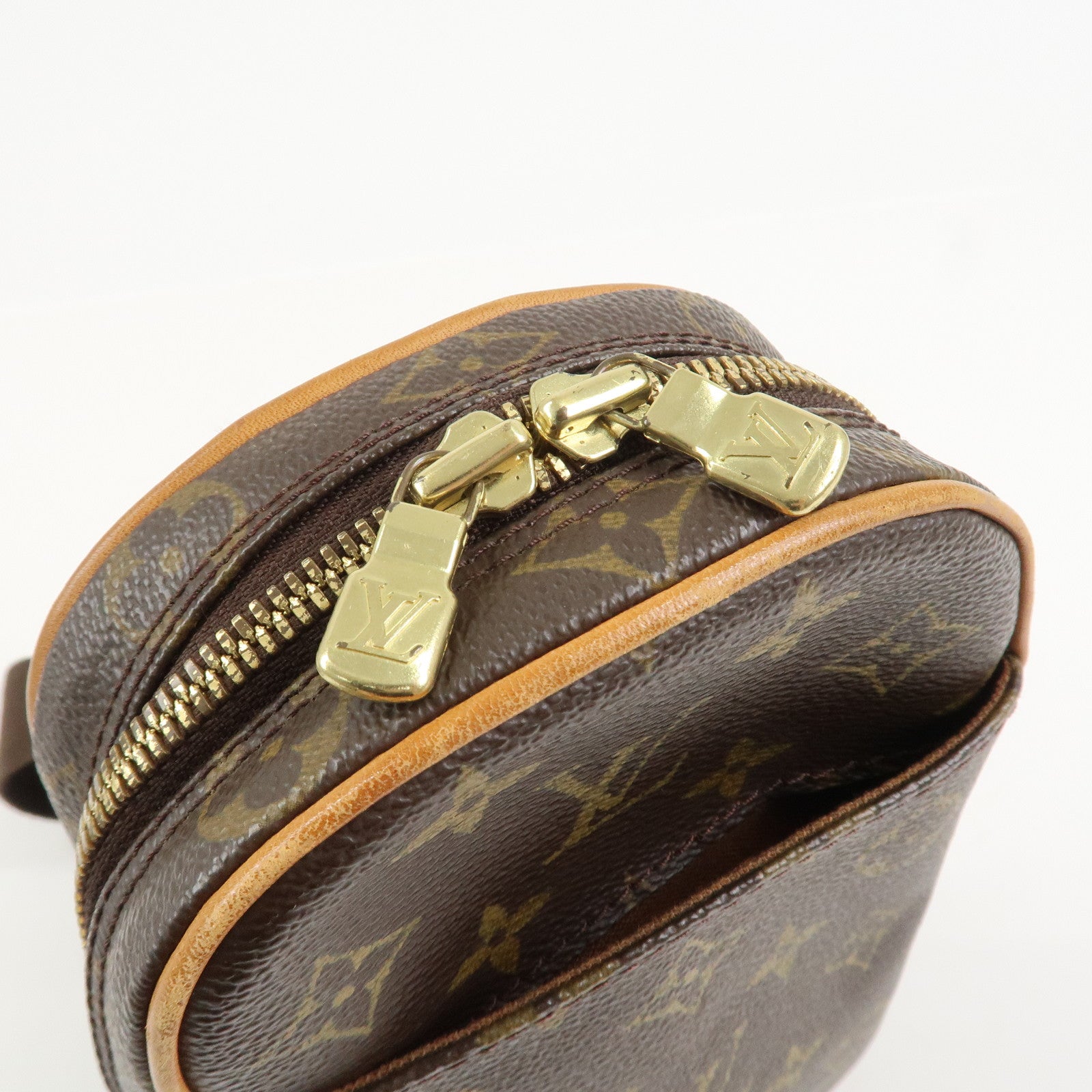 Louis Vuitton Monogram Pochette Gange Crossbody Bag M51870