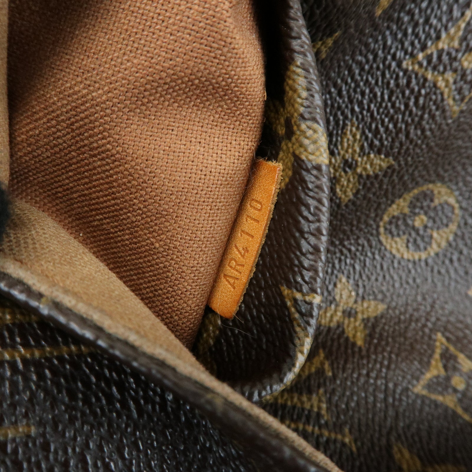 Louis Vuitton Monogram Totally MM Tote Bag Shoulder Bag M56689