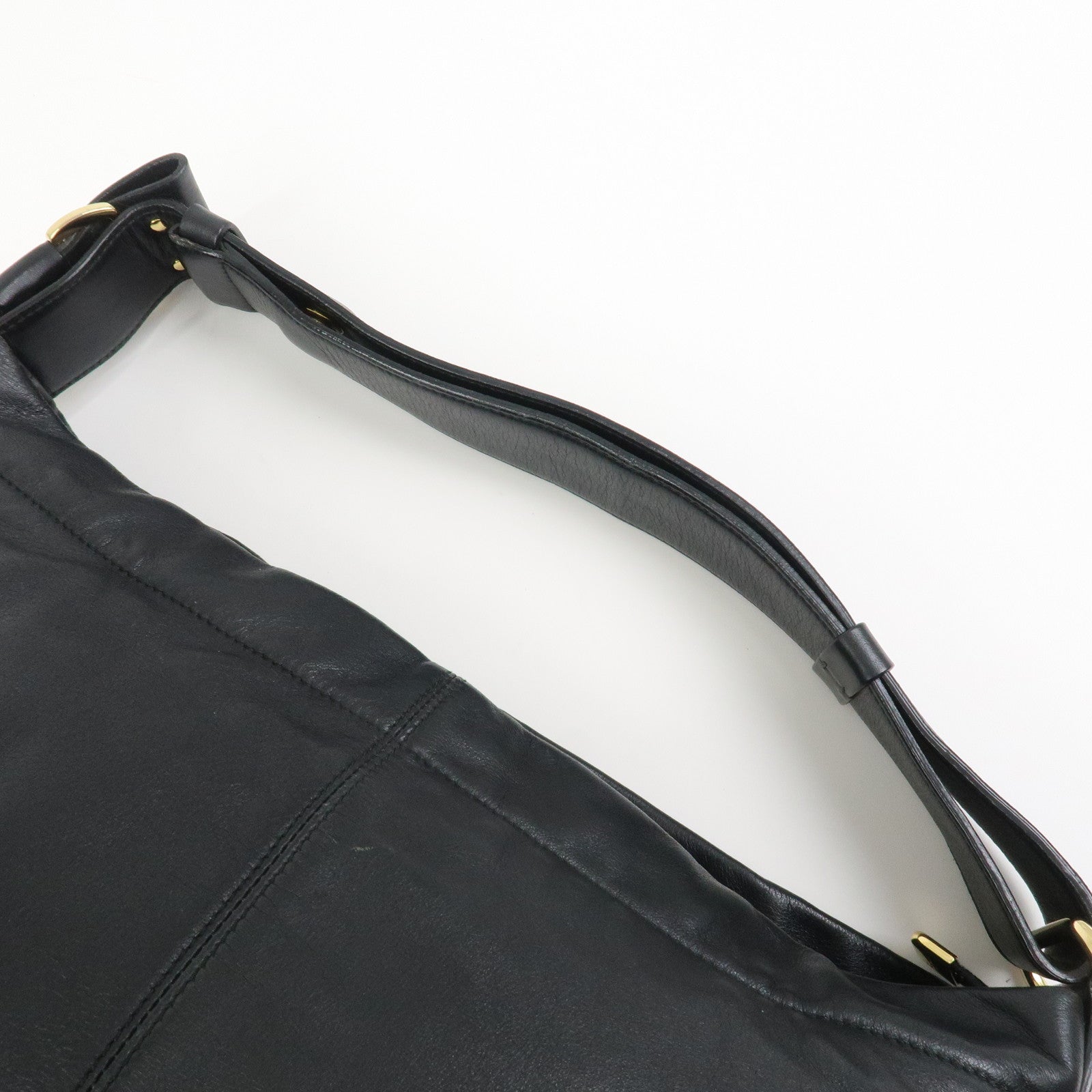 Ferragamo Vara Ribbon Leather Shoulder Bag Hand Bag Black