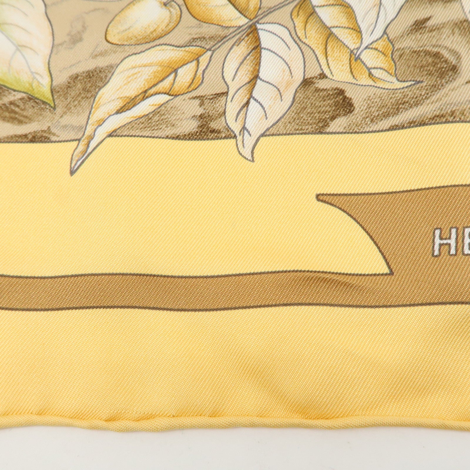 HERMES Carre 90 Silk 100% Scarf CASSE NOISETTE Orange Brown