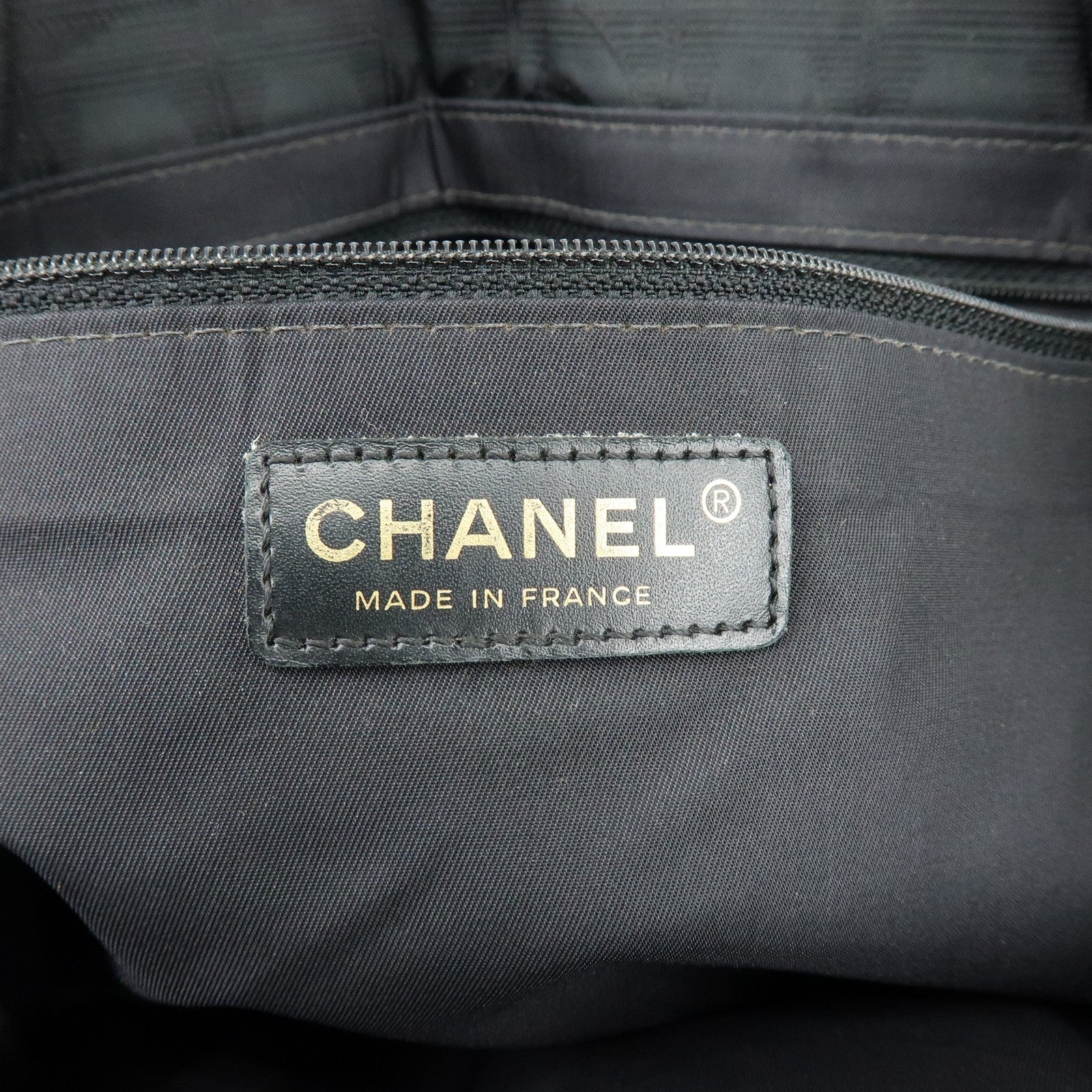 CHANEL New Travel Line Nylon Jacquard Leather Tote Bag A15991