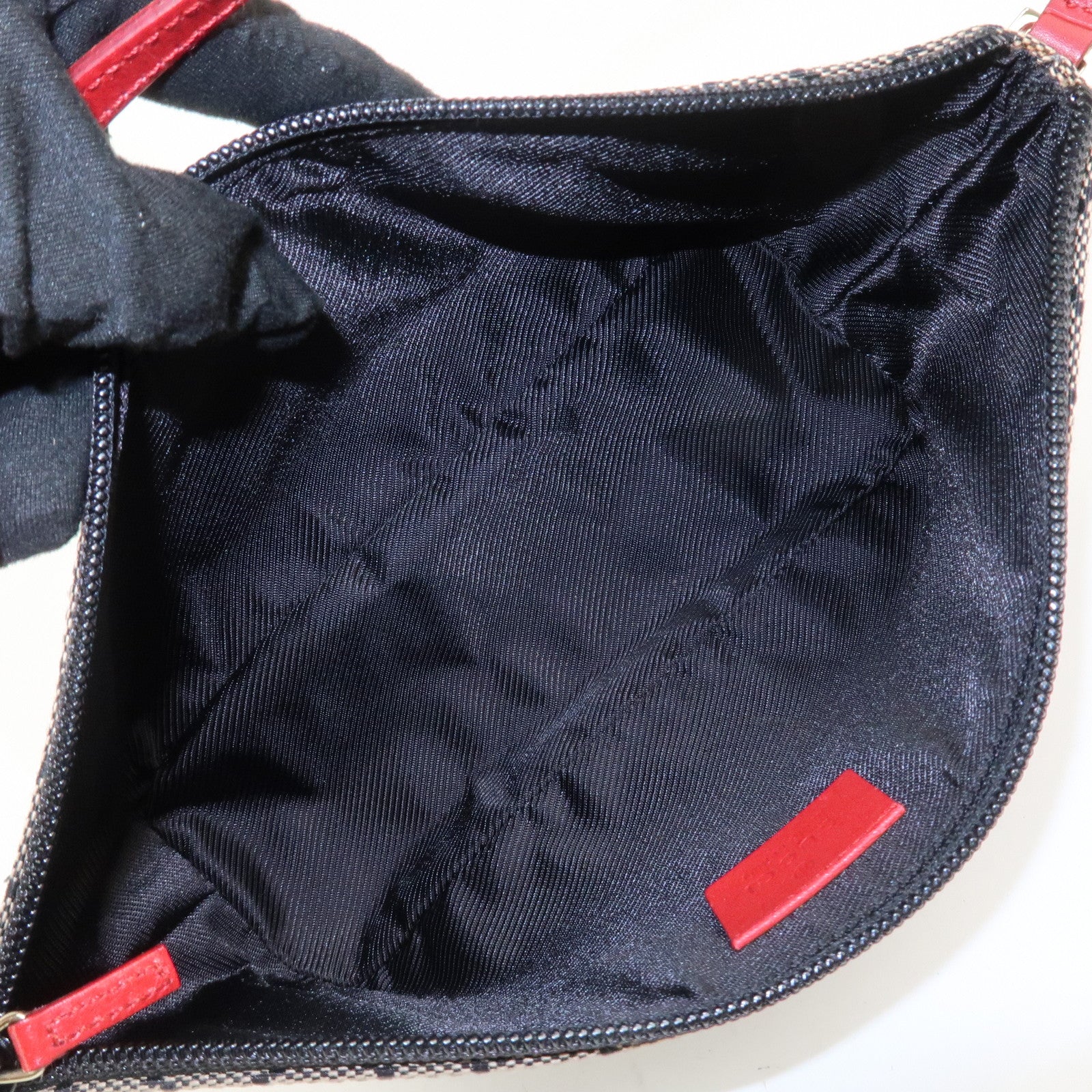 GUCCI GG Canvas Leather Accessory Pouch Hand Bag 039.1103