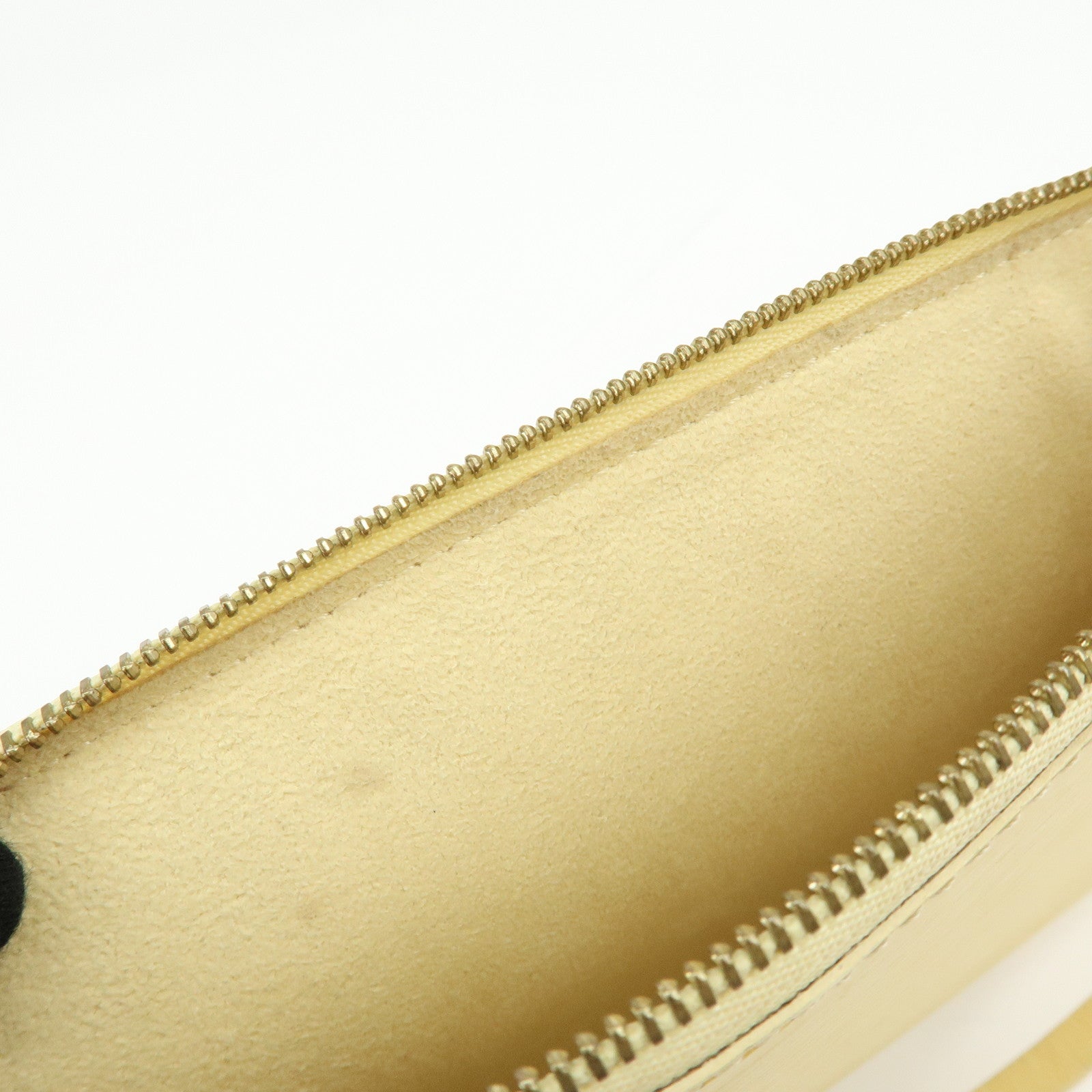 Louis Vuitton Epi Leather Pochette Accessoires Pouch Vanilla M5294A