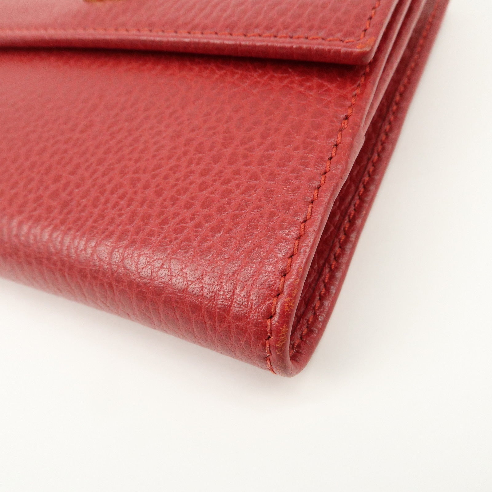 GUCCI GG Marmont Leather Bi-Fold Wallet Castilian Red 456122