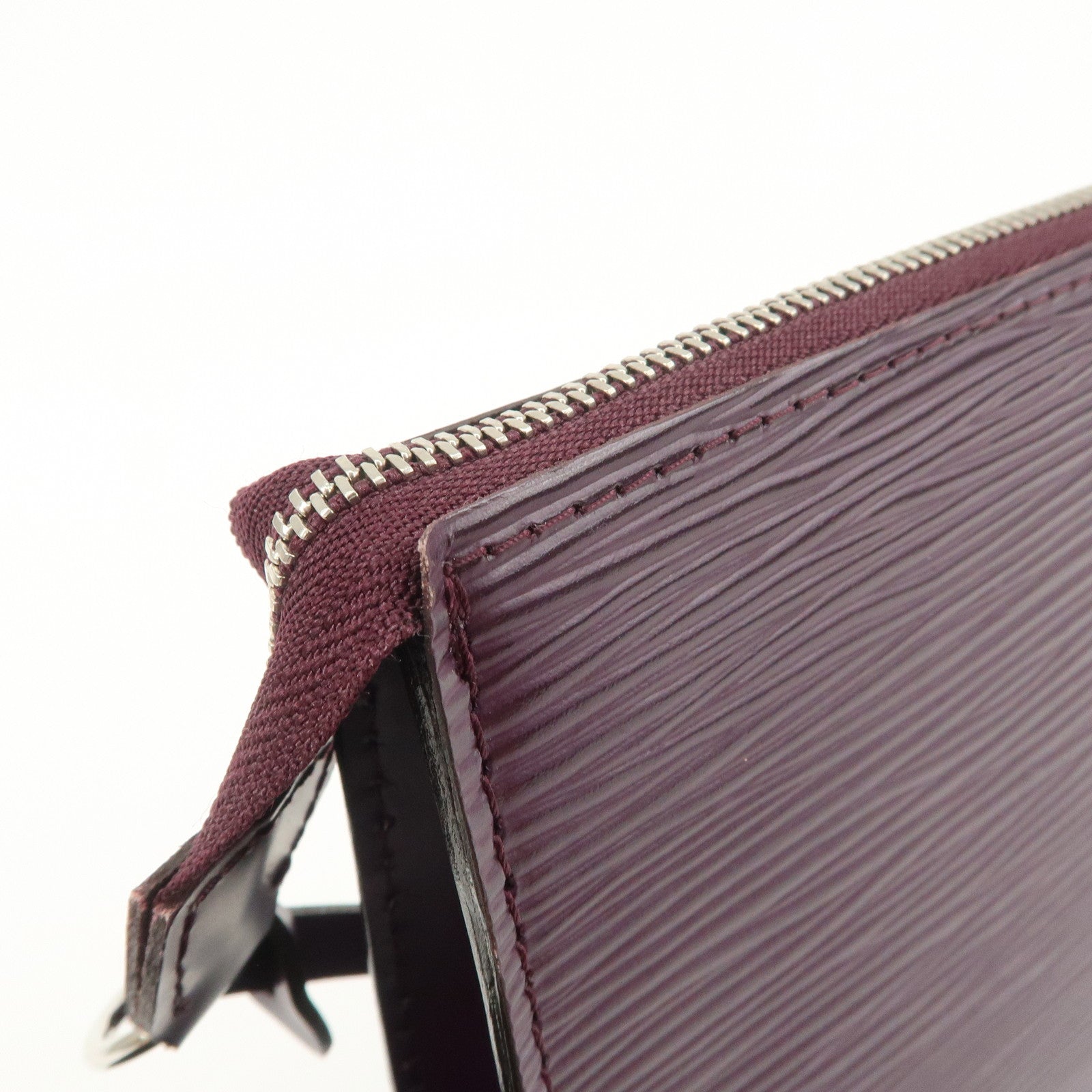 Louis Vuitton Epi Leather Pochette Accessoires Cassis M5298K