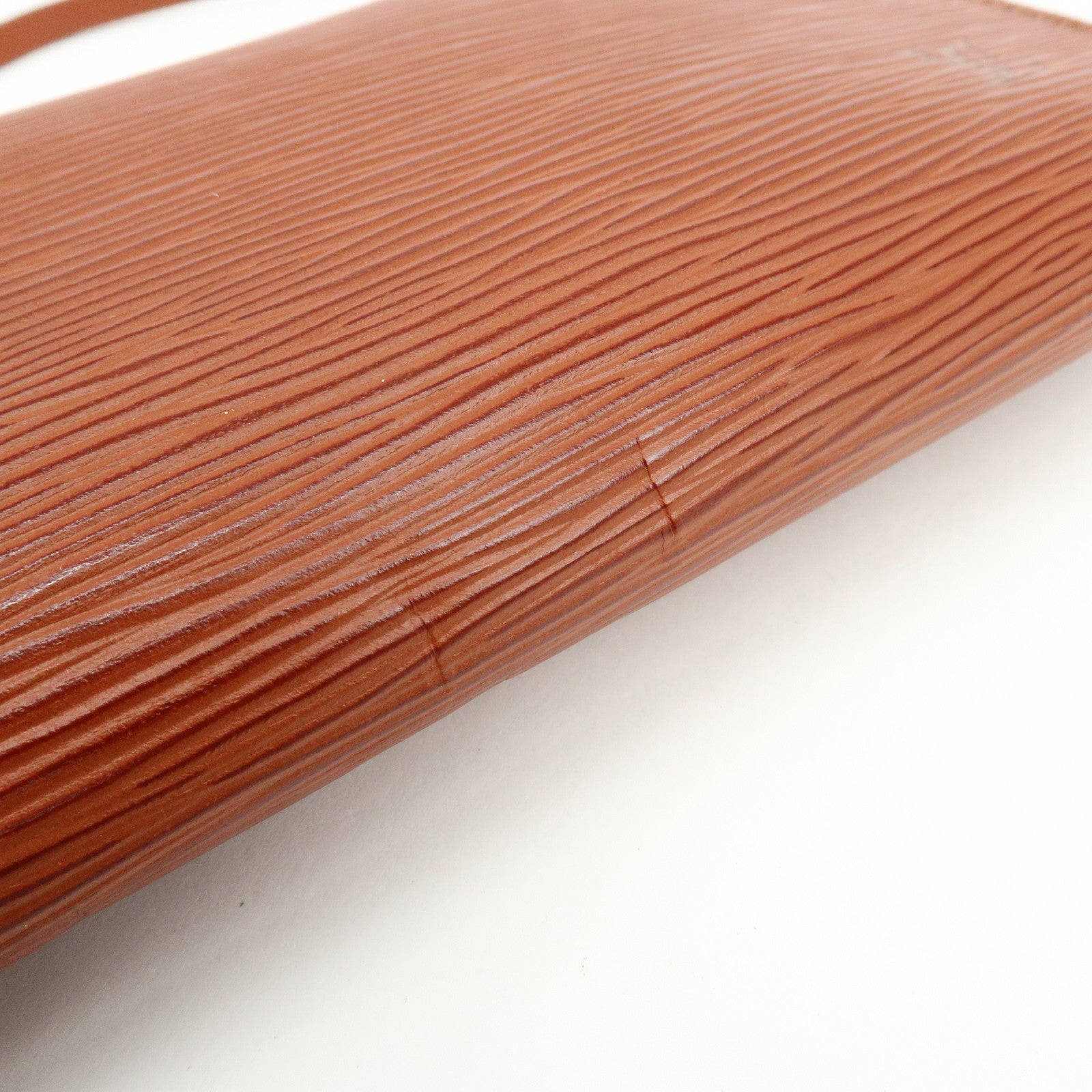 Louis Vuitton Epi Leather Pochette Accessoires Kenya Brown M52943