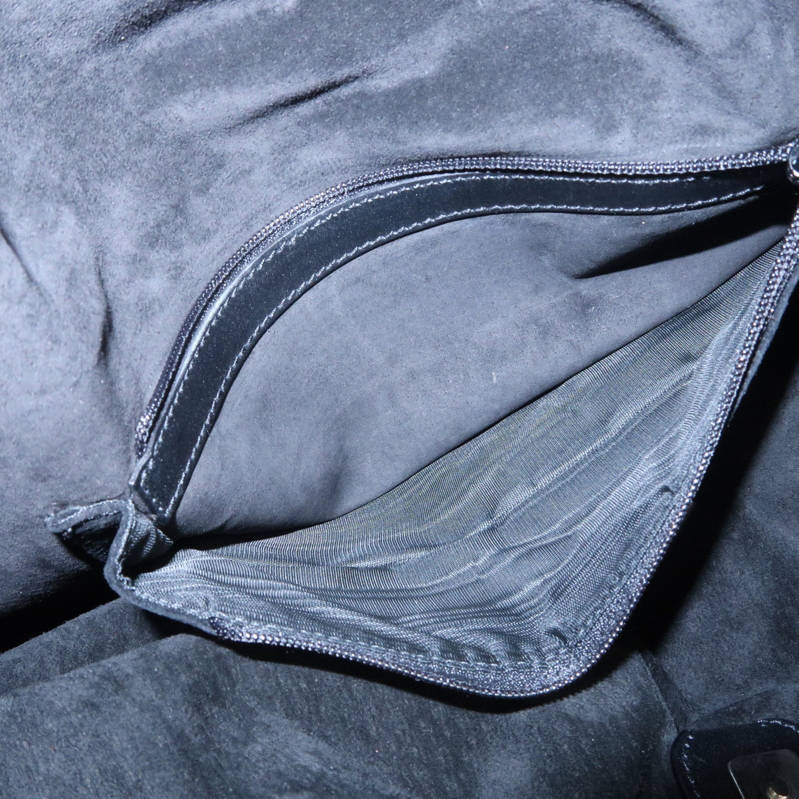 GUCCI Logo Suede Leather Shoulder Bag Hand Bag Black 001・4332