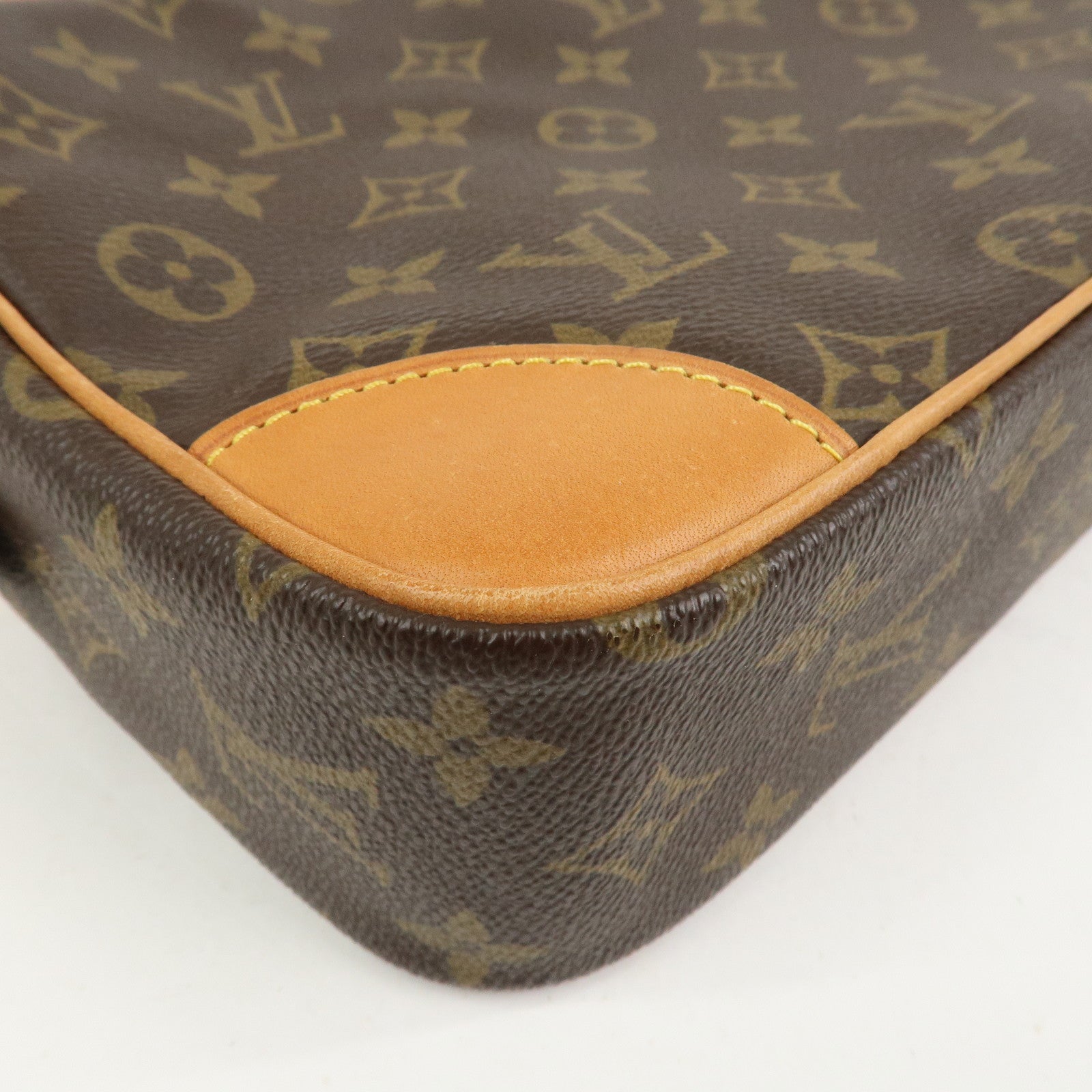 Louis Vuitton Monogram Compiegne 28 Pouch Clutch Bag Brown M51845