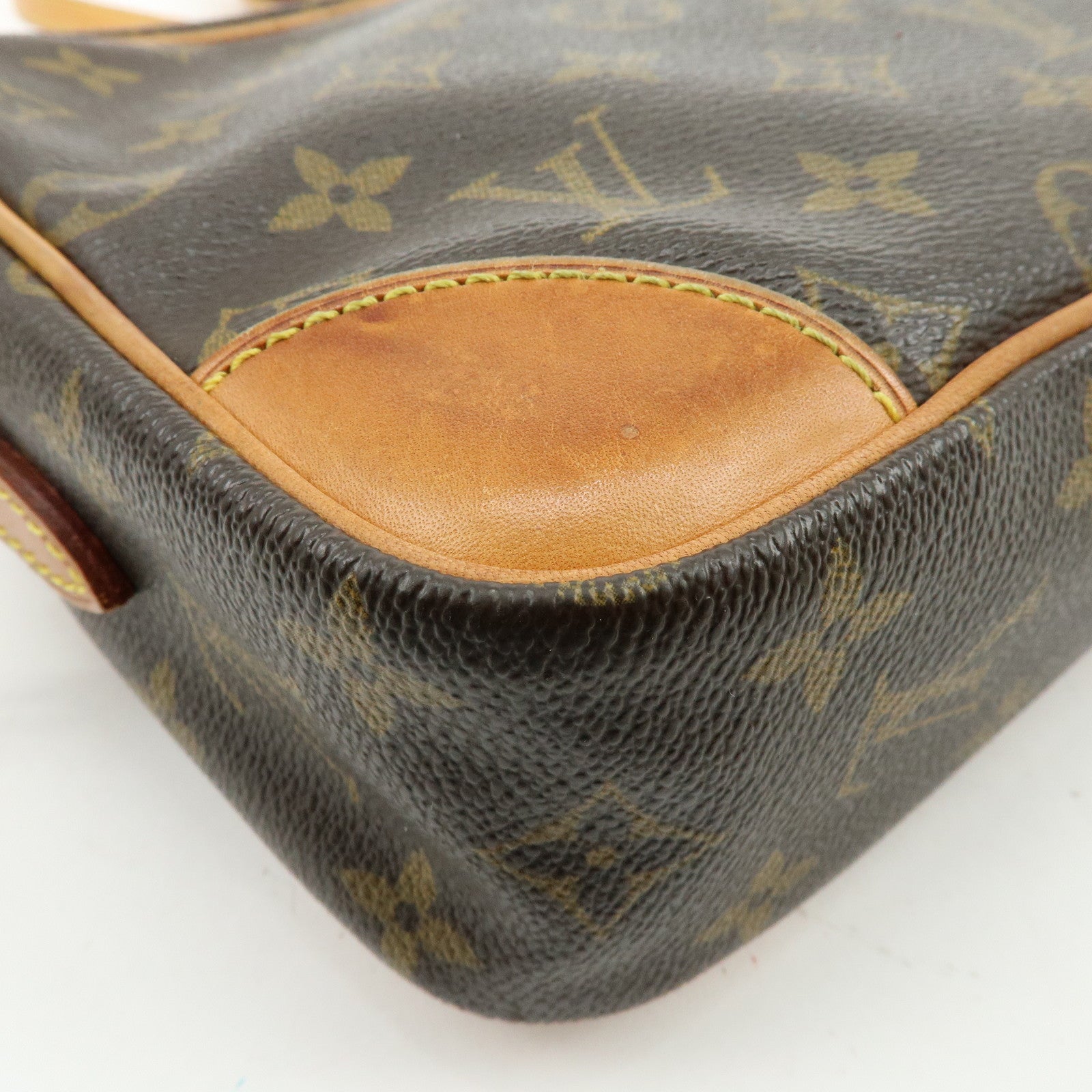 Louis Vuitton Monogram Trocadero 27 Shoulder Crossbody Bag M51274