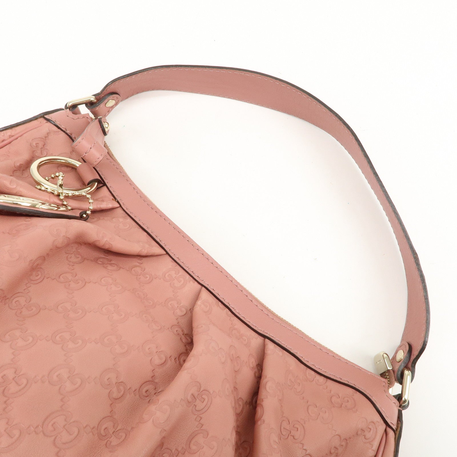 GUCCI Sukey Interlocking G Guccissima Leather Shoulder Bag 232955