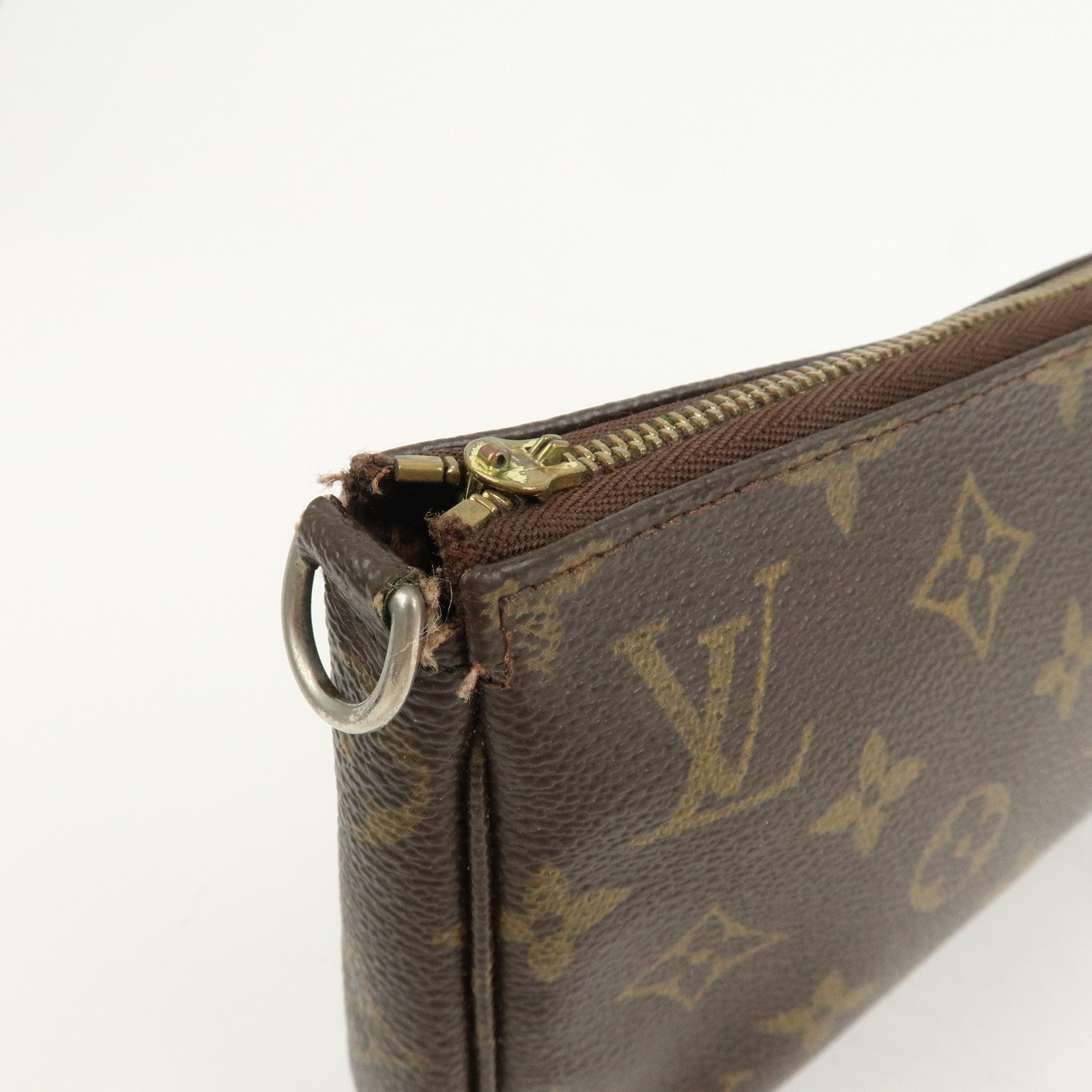 Louis Vuitton Monogram Panda Pochette Accessoires Pouch M51981