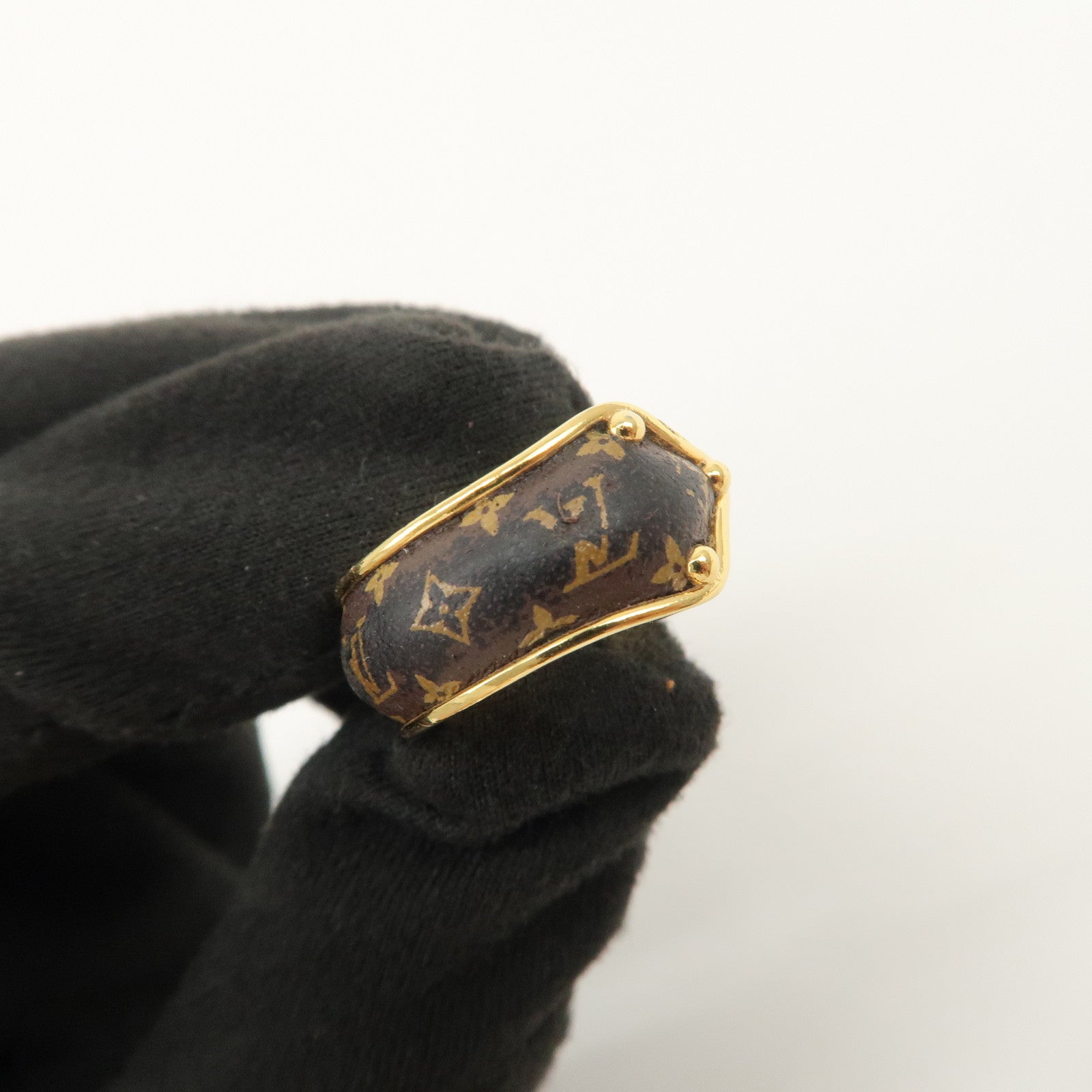 Louis Vuitton Bague Nanogram Sweet Dream Metal Ring M Gold M69607