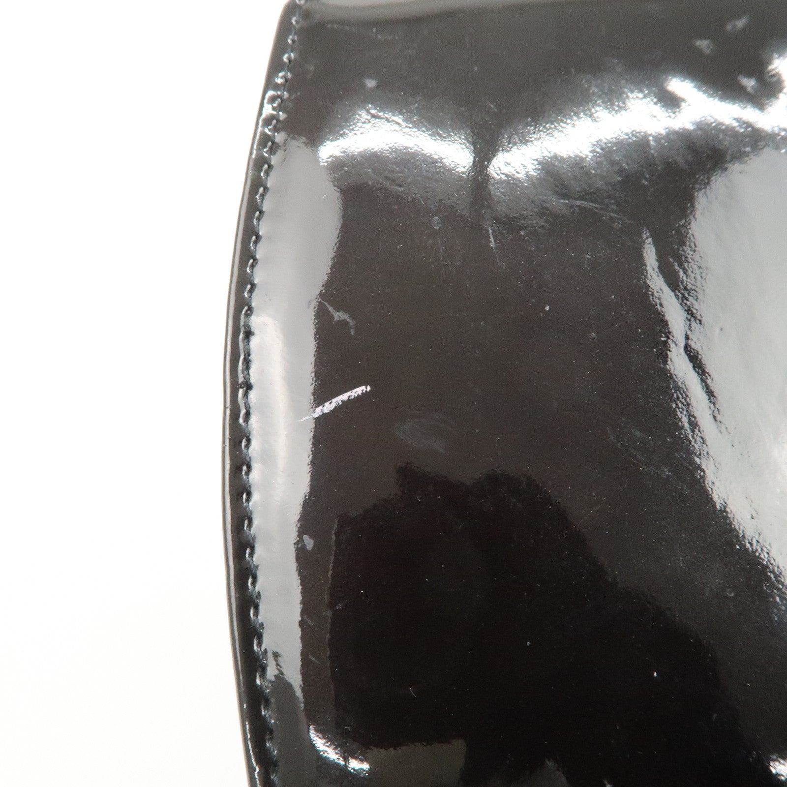 CHANEL COCO Mark Makeup Patent Leather Round Zippy Wallet Black A47663 Used