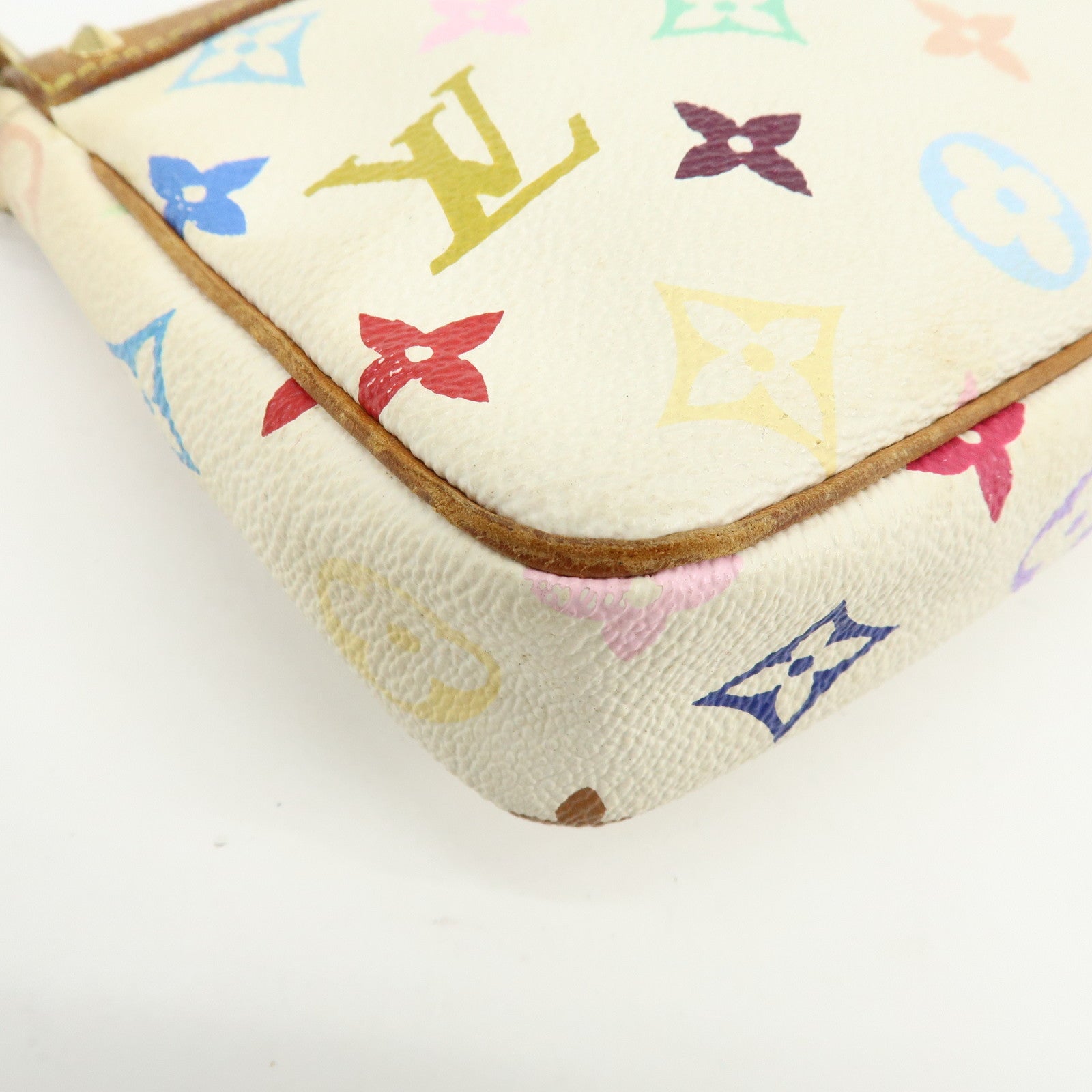 Louis Vuitton Monogram Multicolor Pochette Accessoires Blanc M92649