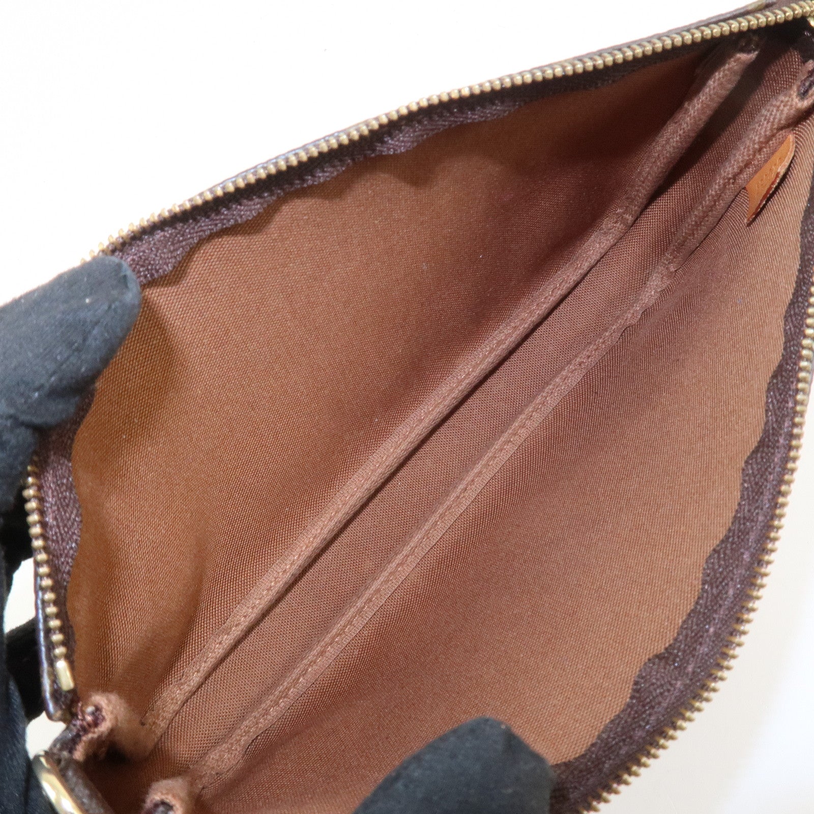 Louis Vuitton Monogram Pochette Accessoires Pouch Hand Bag M51980