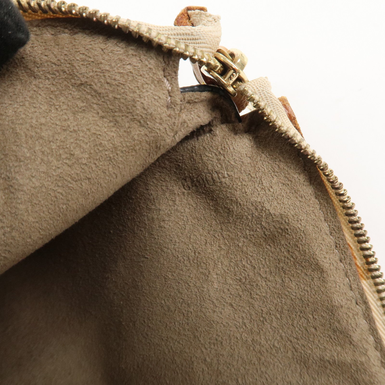 Louis Vuitton Monogram Multicolor Pochette Accessoires Noir M92648