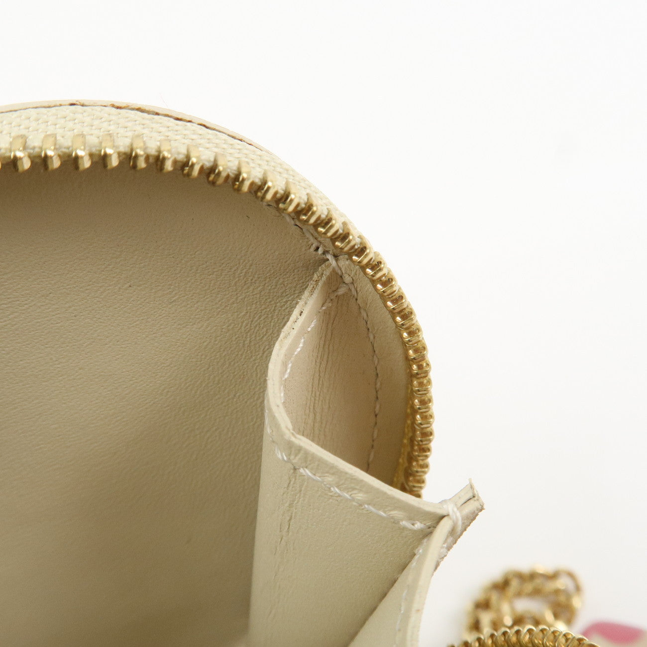 Louis Vuitton Monogram Vernis Porte Monnaie Coeur Ivory M91479