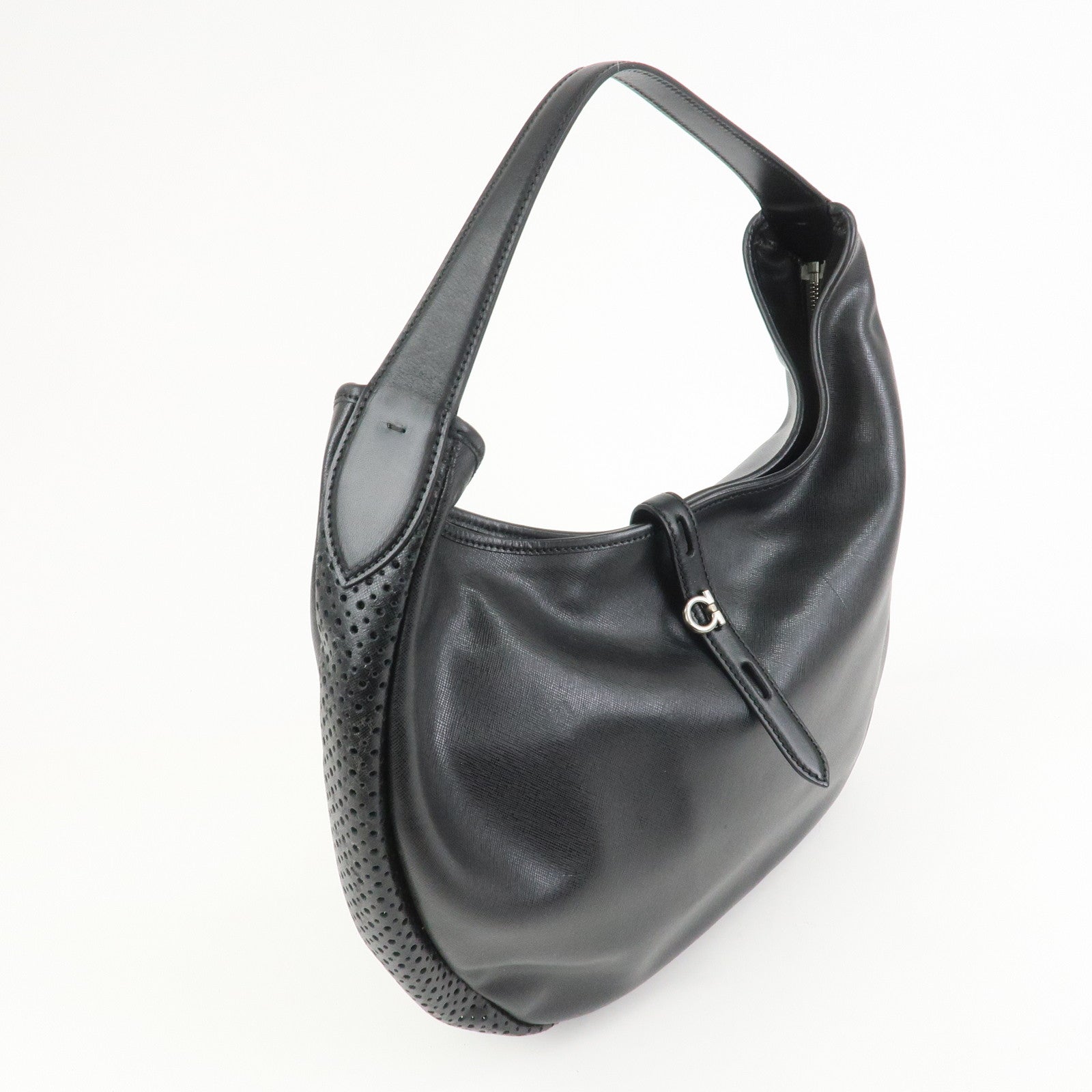 Ferragamo Gancini Leather Shoulder Bag Hand Bag Black EE-21 C660