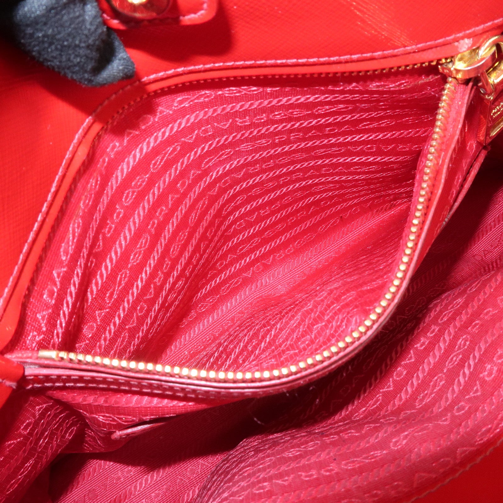 PRADA Triangle Logo Patent Leather 2WAY Bag Hand Bag Red BN2567