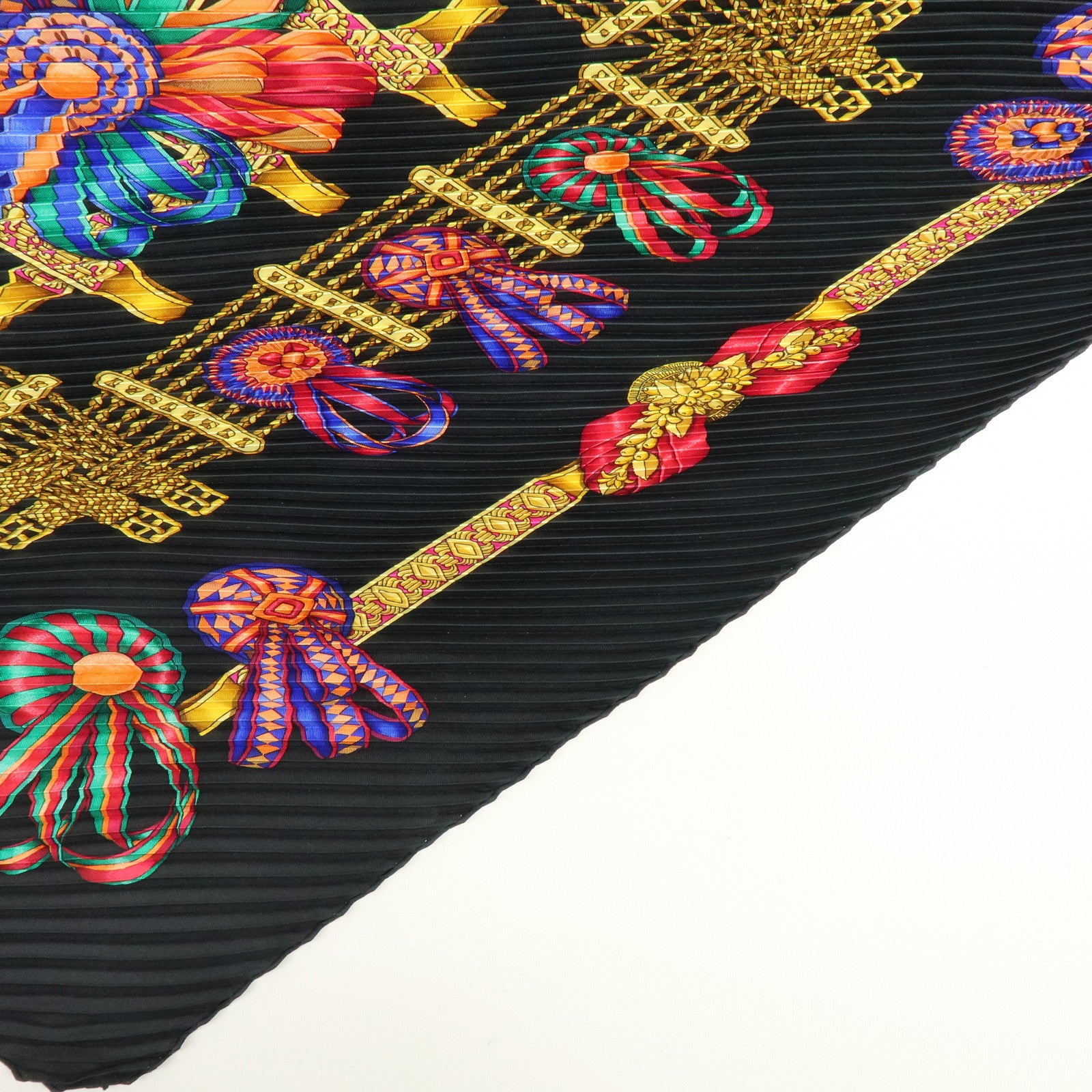 HERMES Pleats Carre Silk 100% Sarf LES RUBANS DU CHEVAL Black