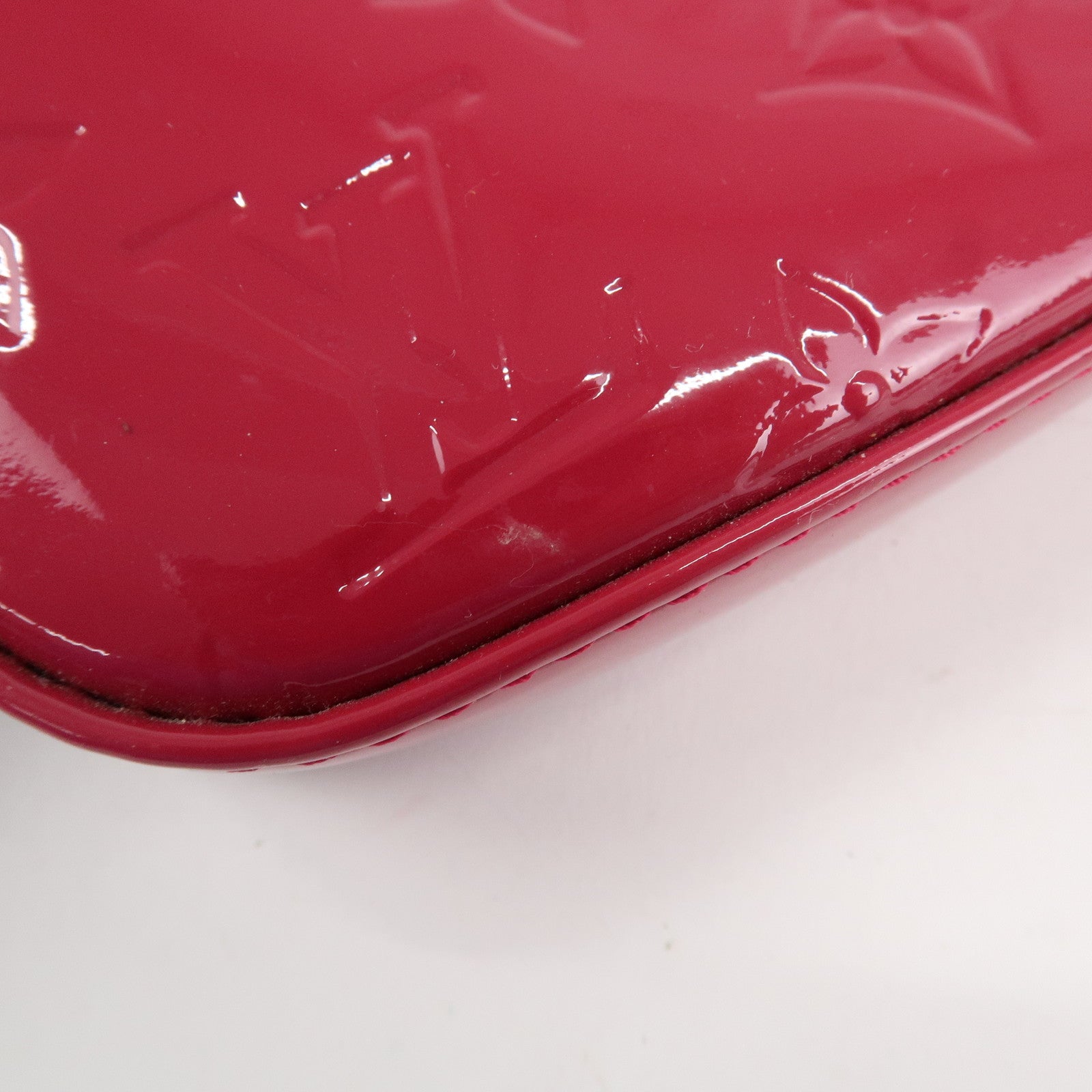 Louis Vuitton Monogram Vernis Pochette Accessoires Pouch M91574