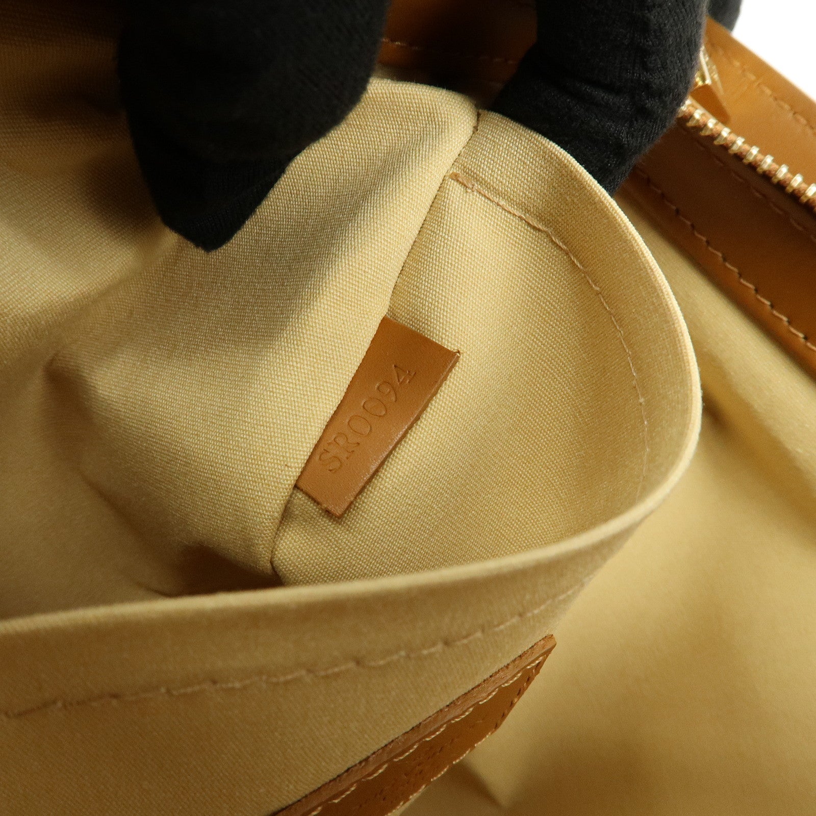 Louis Vuitton Monogram Mini Lucille PM Hand Bag Beige M92684