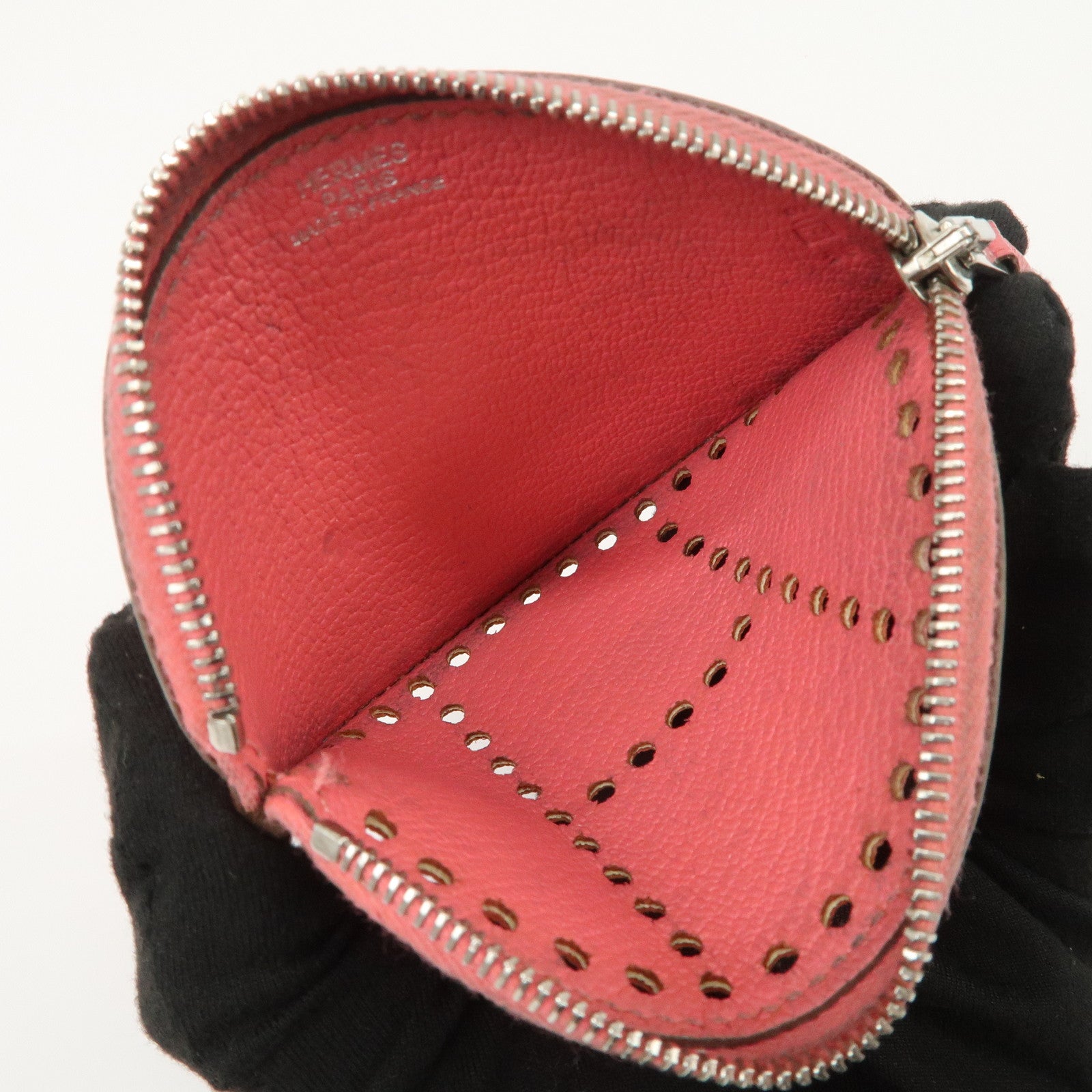 HERMES Leather Evelyne Coin Case P Engraved Rose Azalee Silver HDW