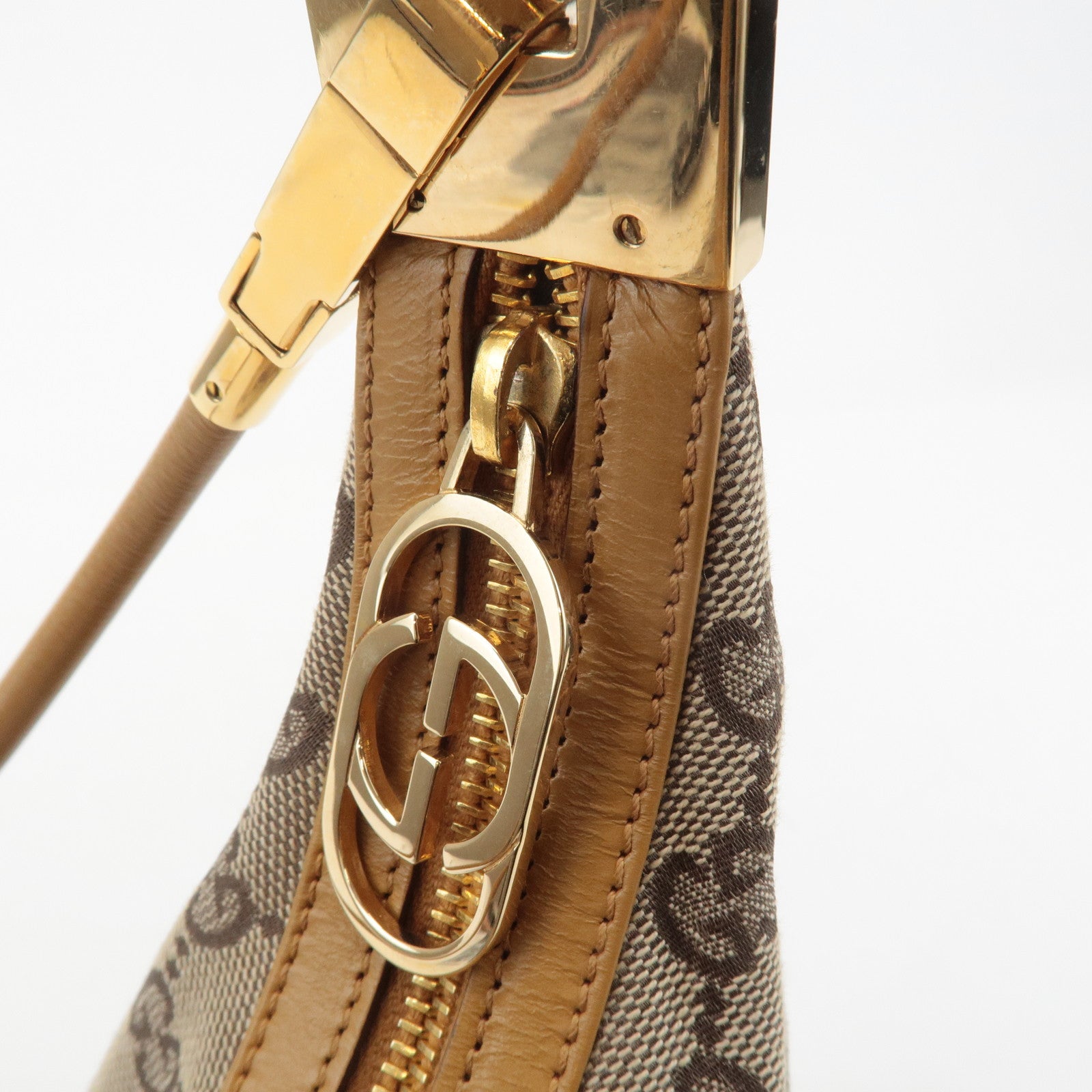 GUCCI GG Canvas Leather Shoulder Bag Hand Bag Beige 001.3812 Used