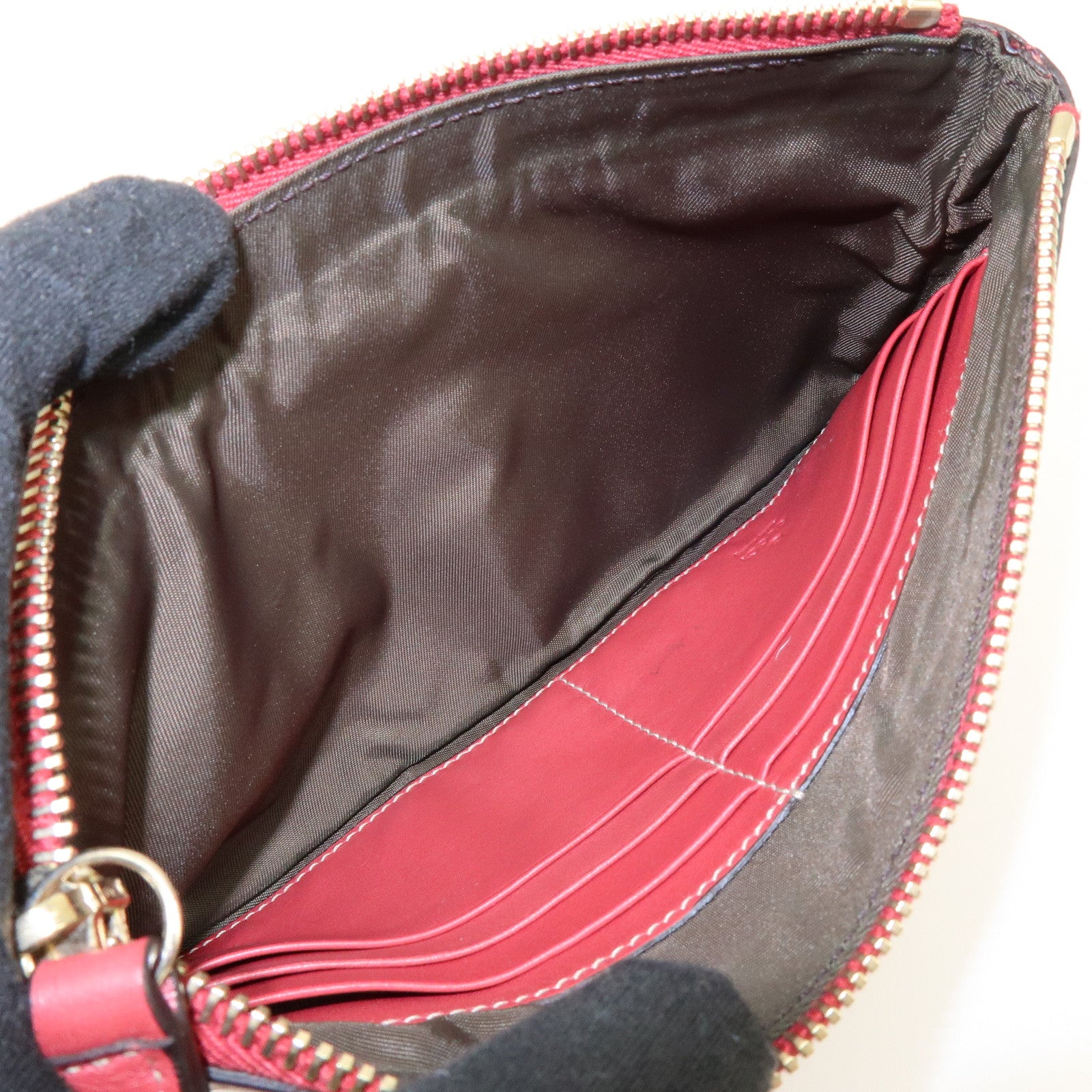 GUCCI Guccissima Leather Cosmetic Case Pouch Wrist Bag Red 203650