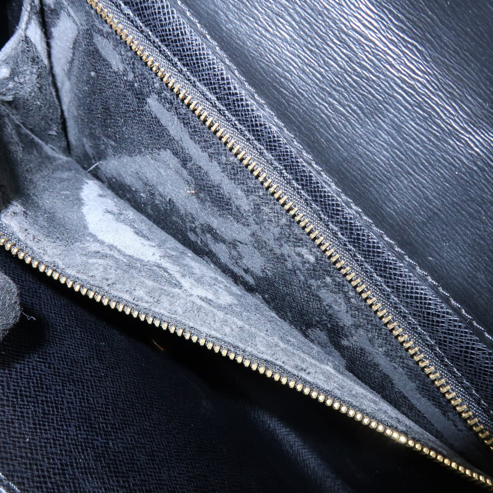 Louis Vuitton Epi Art Deco Clutch Bag Noir Black M52632