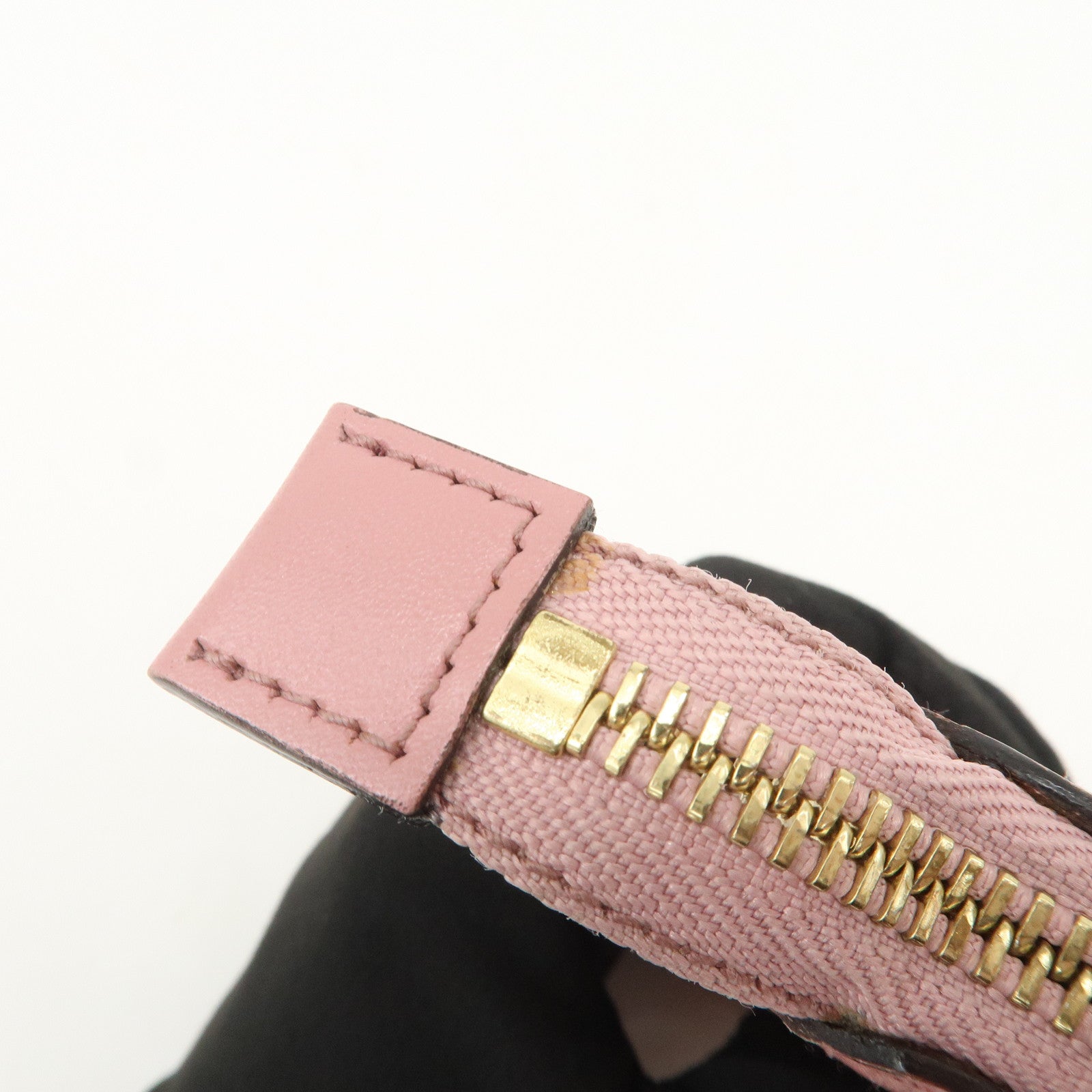 GUCCI Guccissima Leather Logo Chain Shoulder Bag Pink 428449