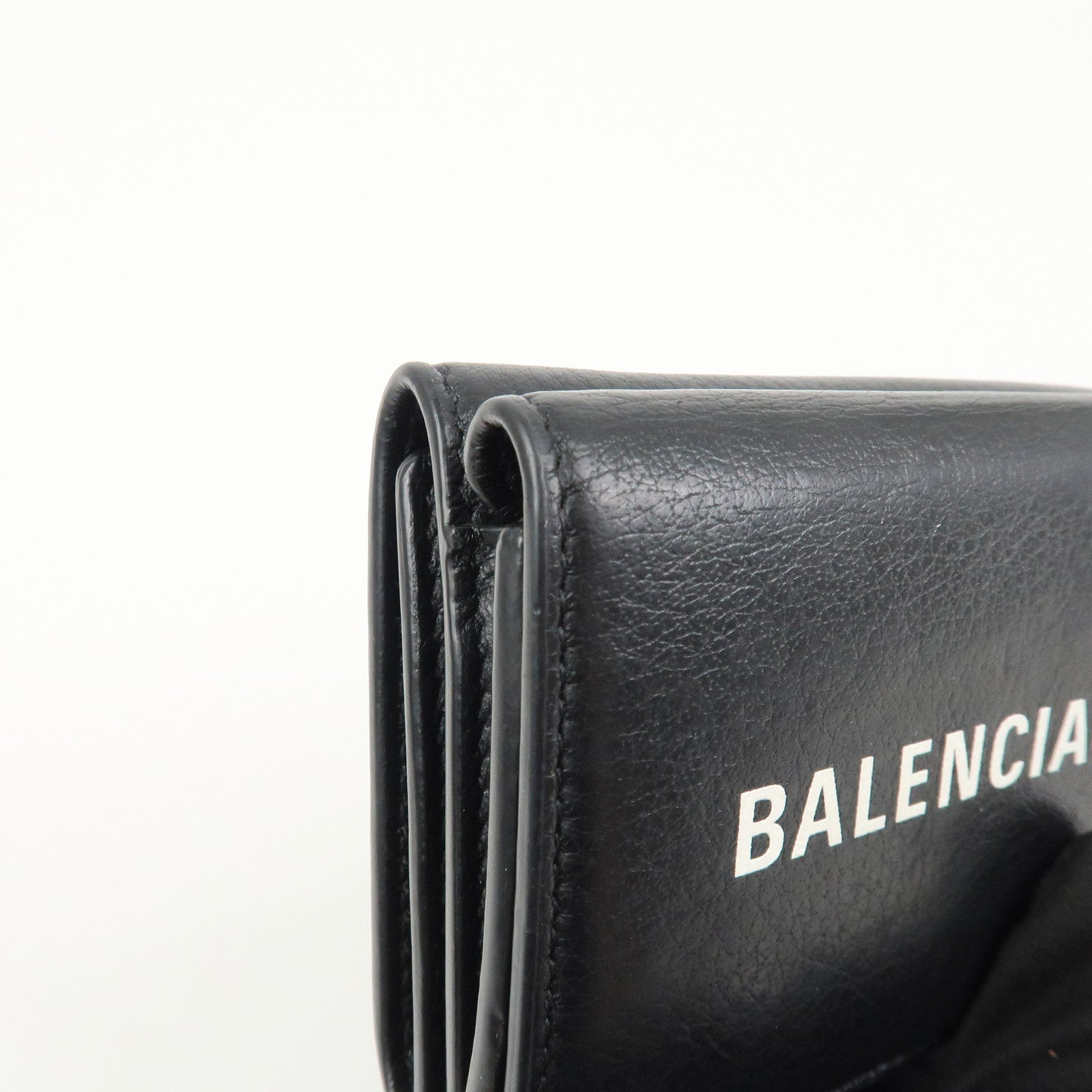 BALENCIAGA Everyday Leather Compact Tri-fold Compact Wallet Black