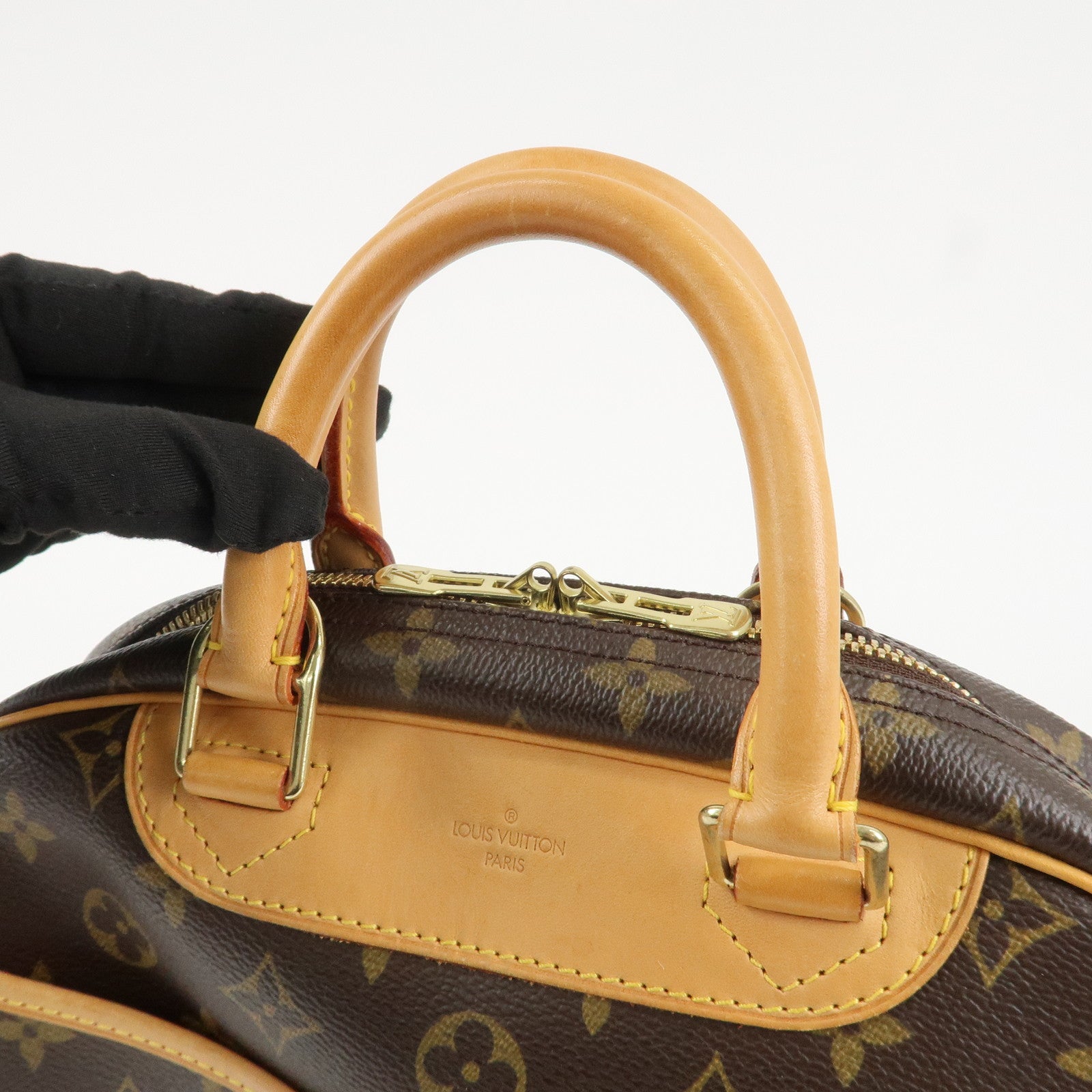 Louis Vuitton Monogram Trueville Hand Bag Brown M42228 Used
