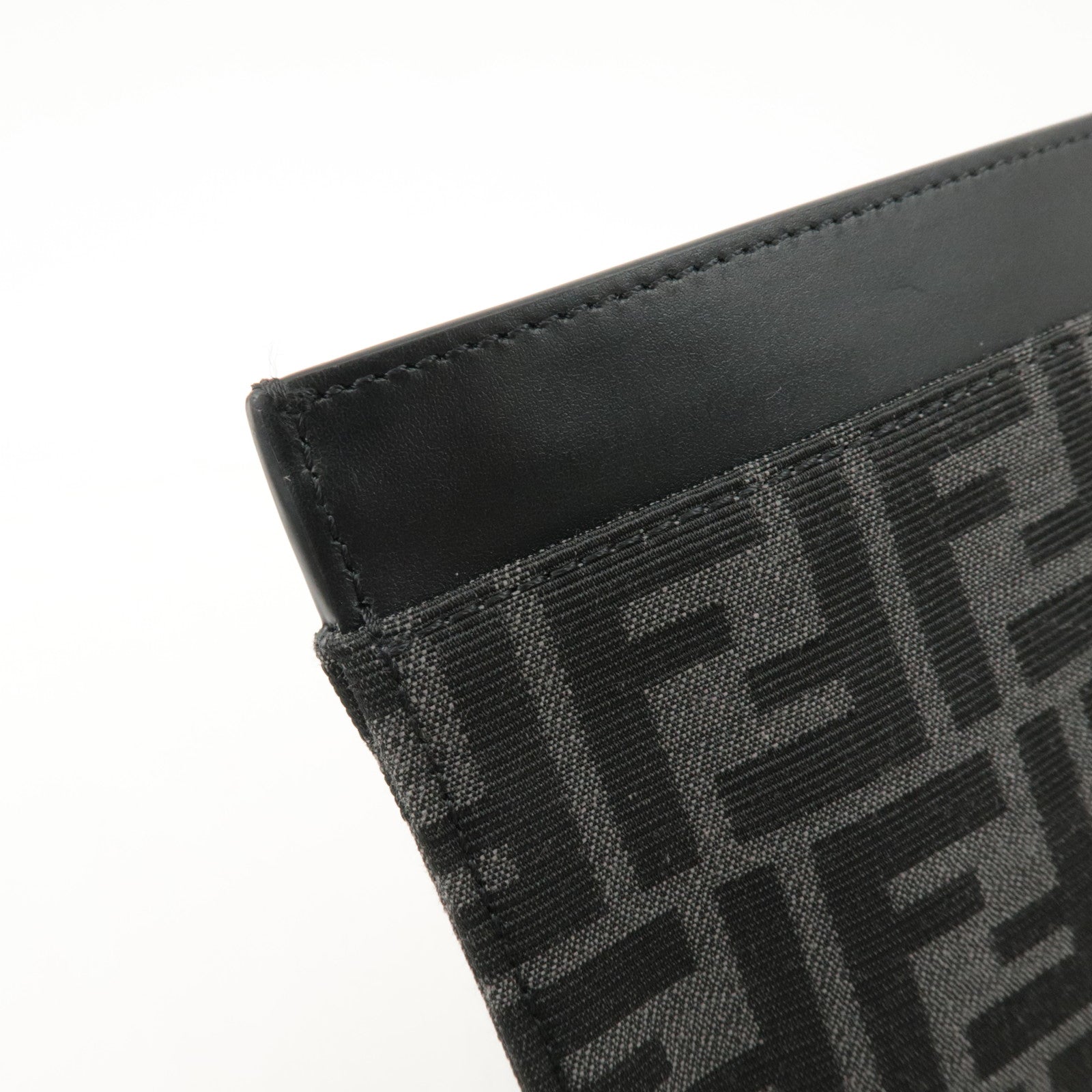 FENDI Zucca Leather Canvas Slim Clutch Medium Black Gray 7N0134 Used