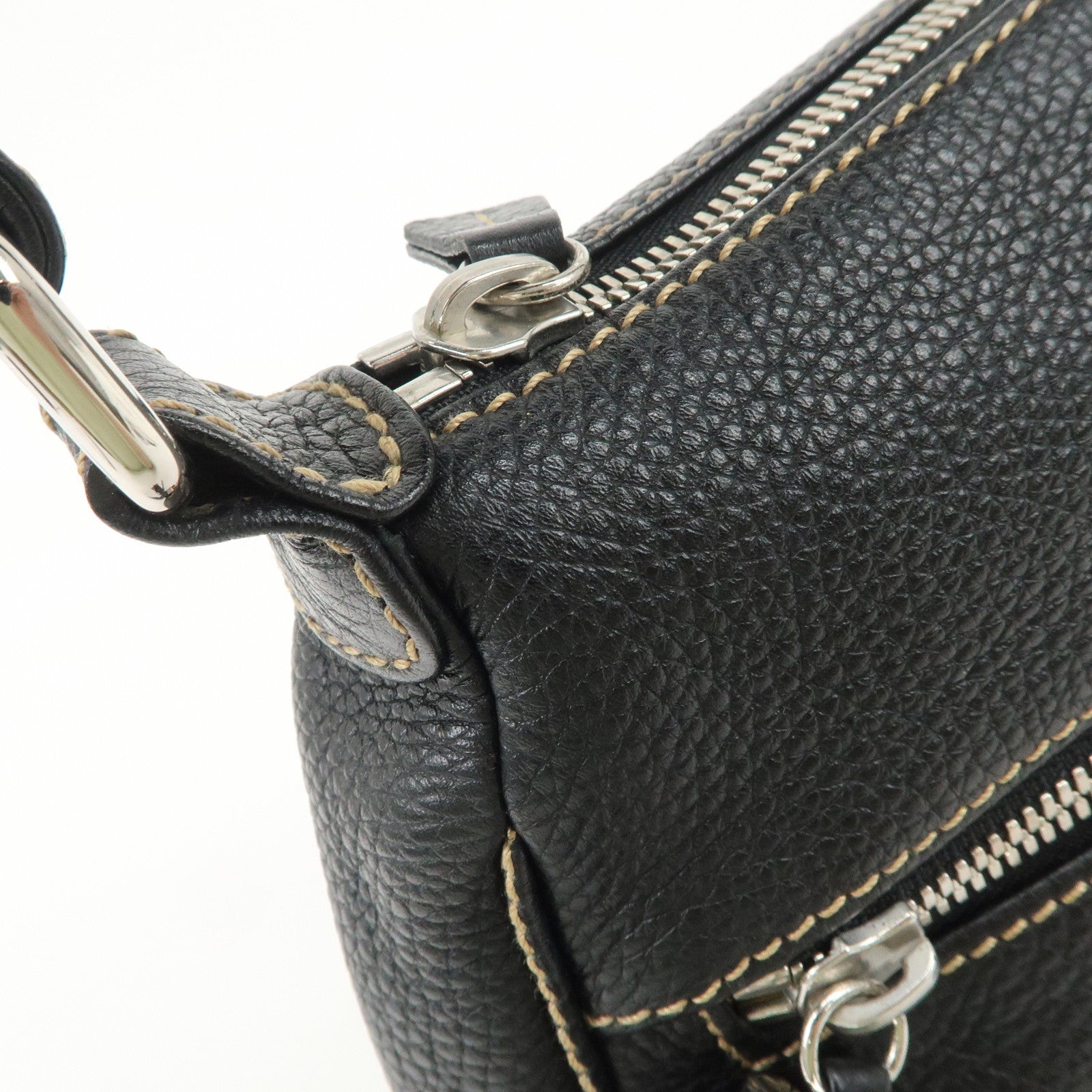 CHANEL Caviar Skin Leather Logo Fringe Shoulder Bag Gold HDW Black Used