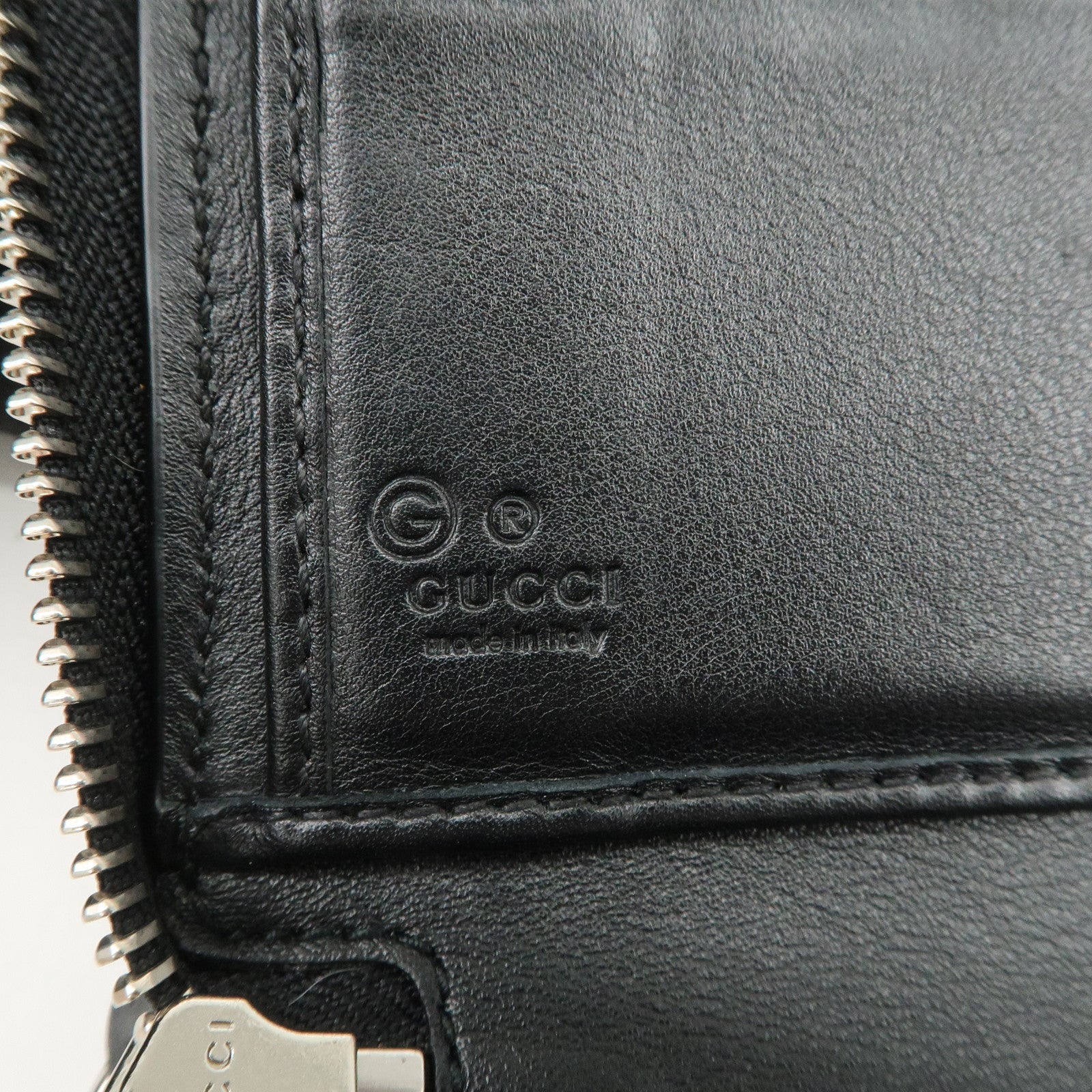 GUCCI Logo Micro Guccissima Zippy Leather Long Wallet Black 391465