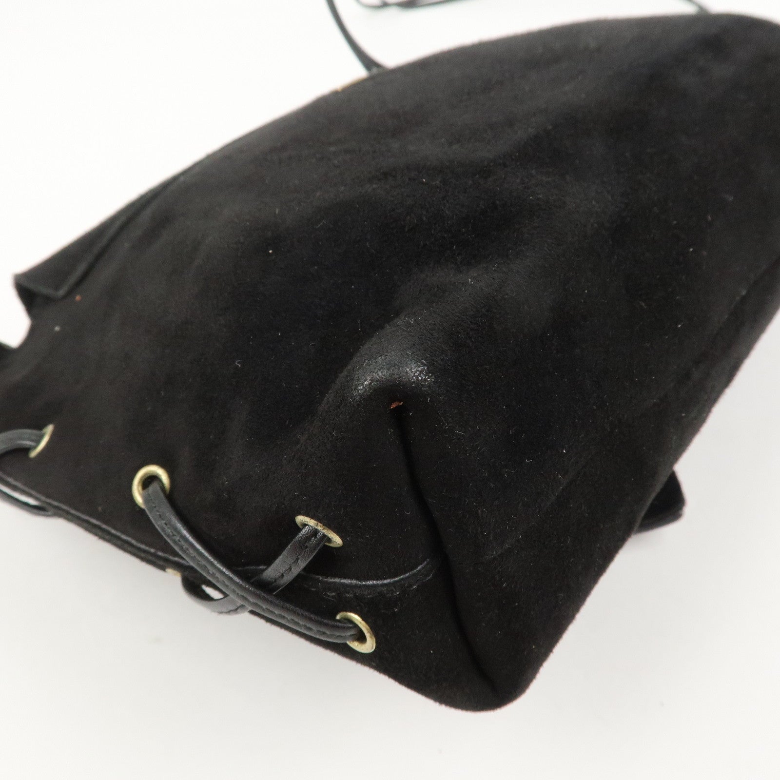 GUCCI Suede Leather Heart Shoulder Bag Black 95107