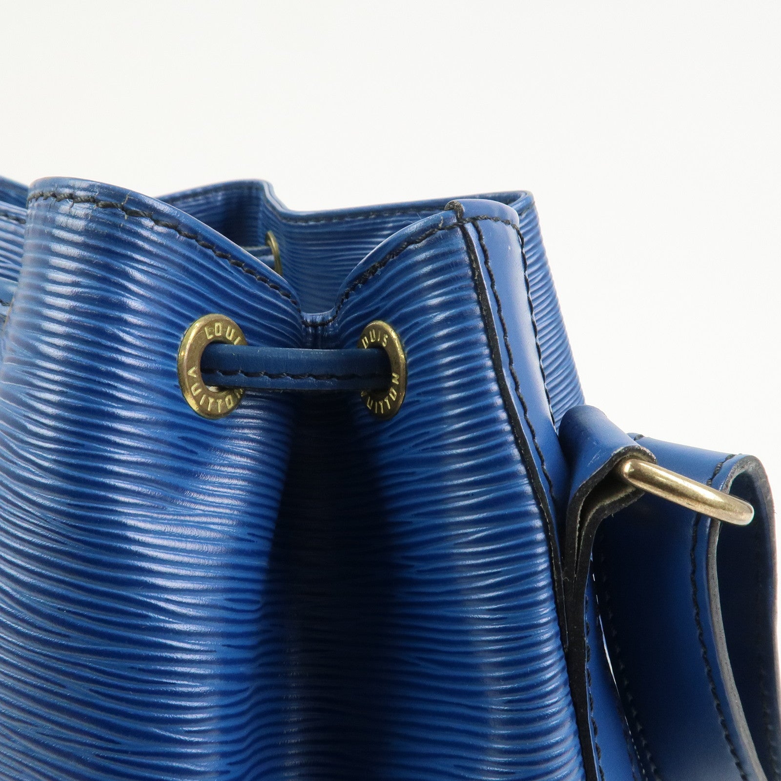 Louis Vuitton Epi Petit Noe Shoulder Bag Toledo Blue M44105