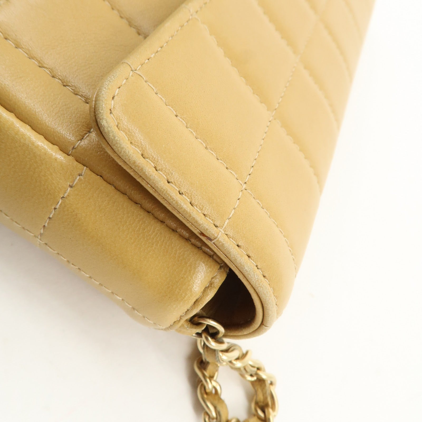 CHANEL Chocolate Bar Lamb Skin Chain Shoulder Bag Beige A15316 Used