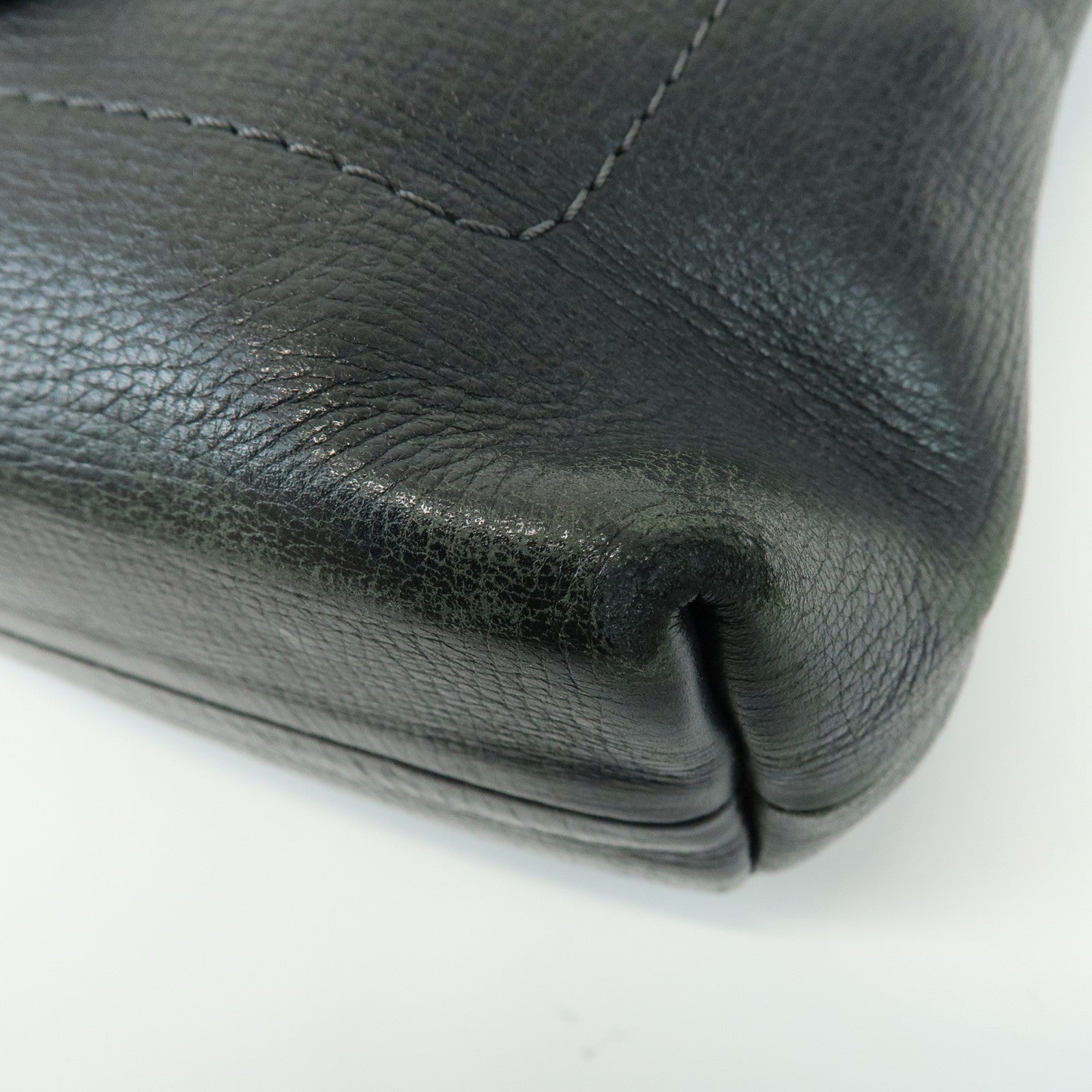 Louis Vuitton Utah Yuma Calf Leather Shoulder Bag Basalt M97024